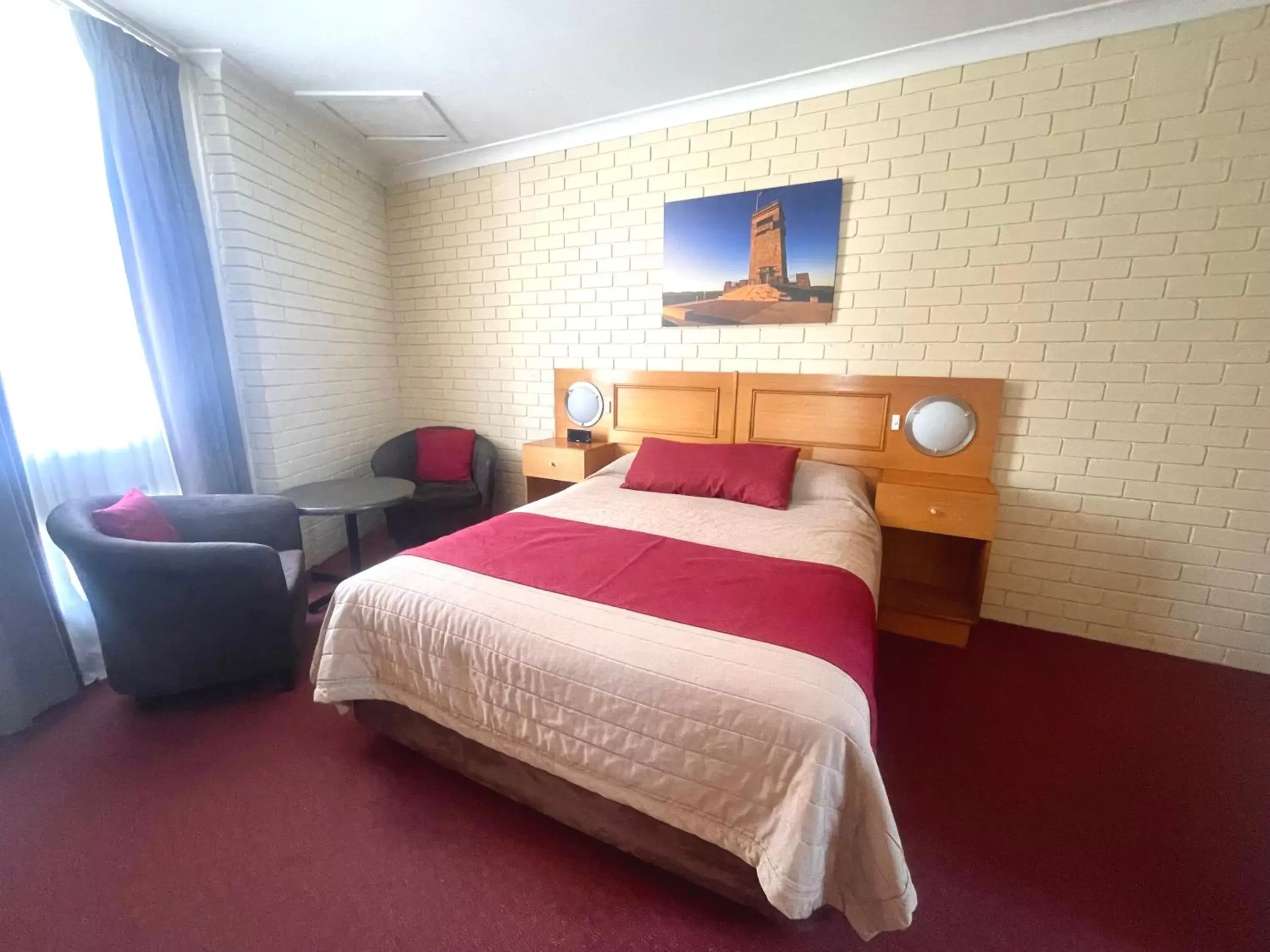 Bed in Goulburn Motor Inn