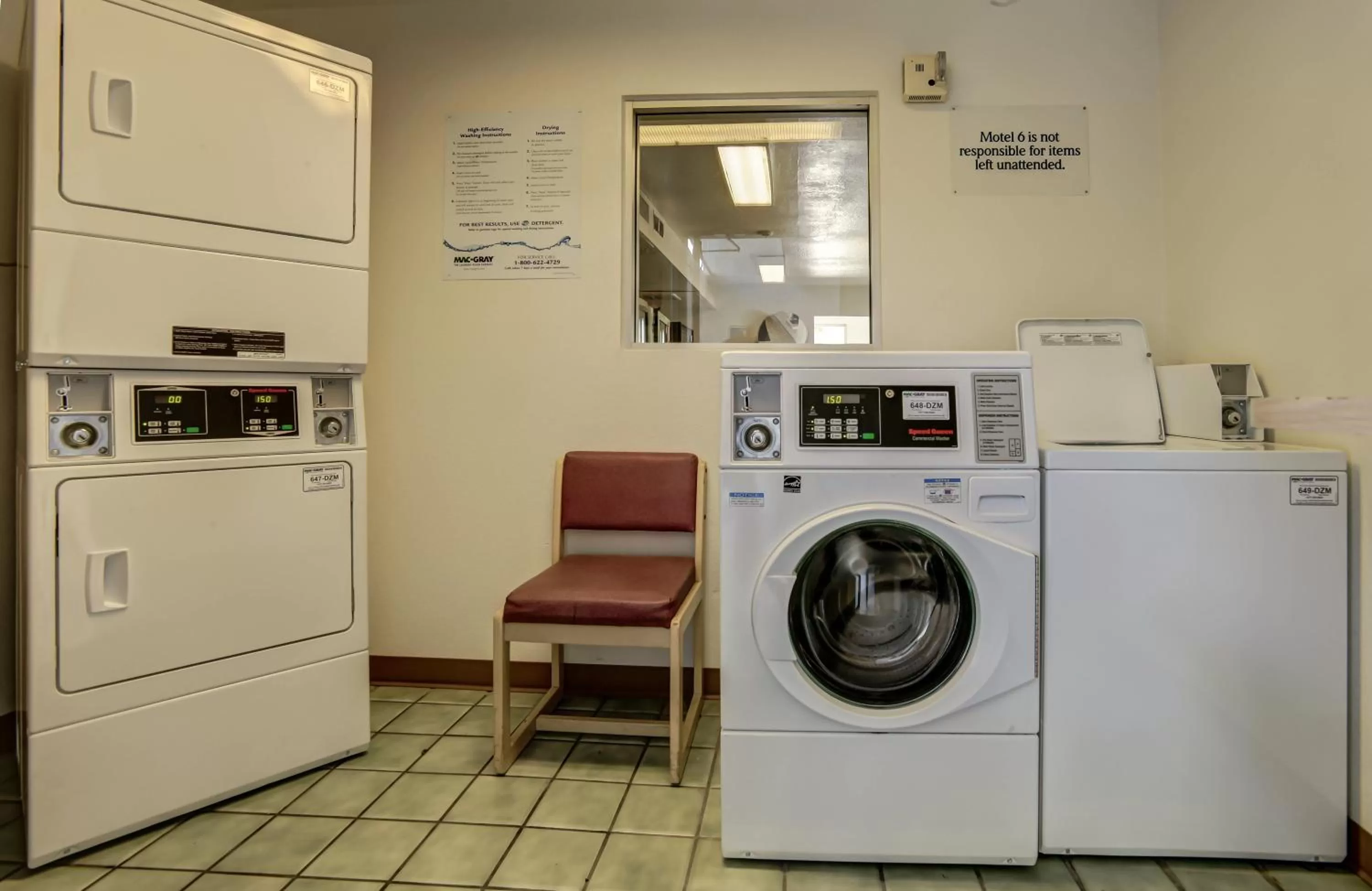 Decorative detail in Motel 6-Grants Pass, OR