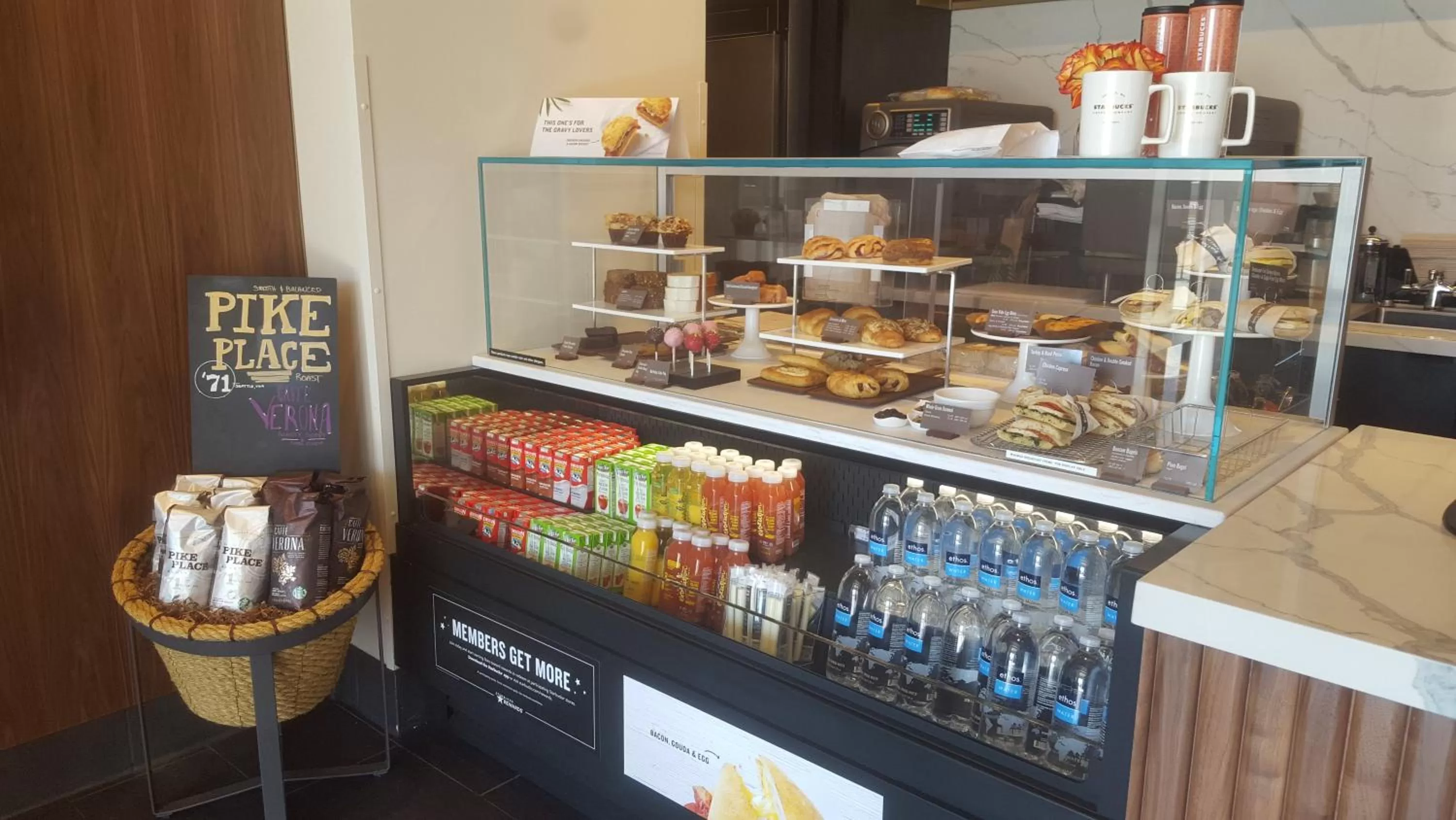 Restaurant/places to eat in The Antlers, a Wyndham Hotel