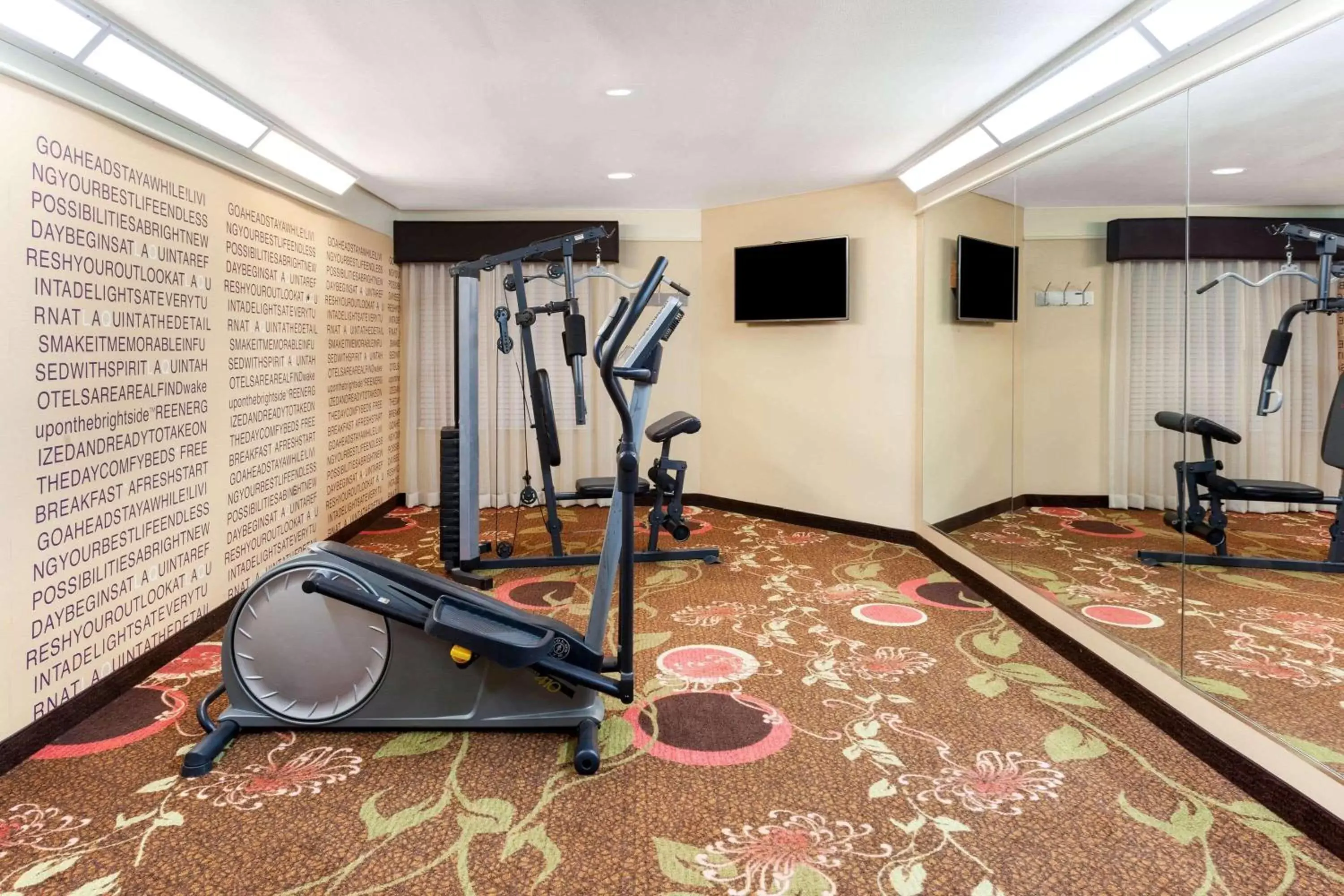 Fitness centre/facilities, Fitness Center/Facilities in La Quinta by Wyndham Seguin