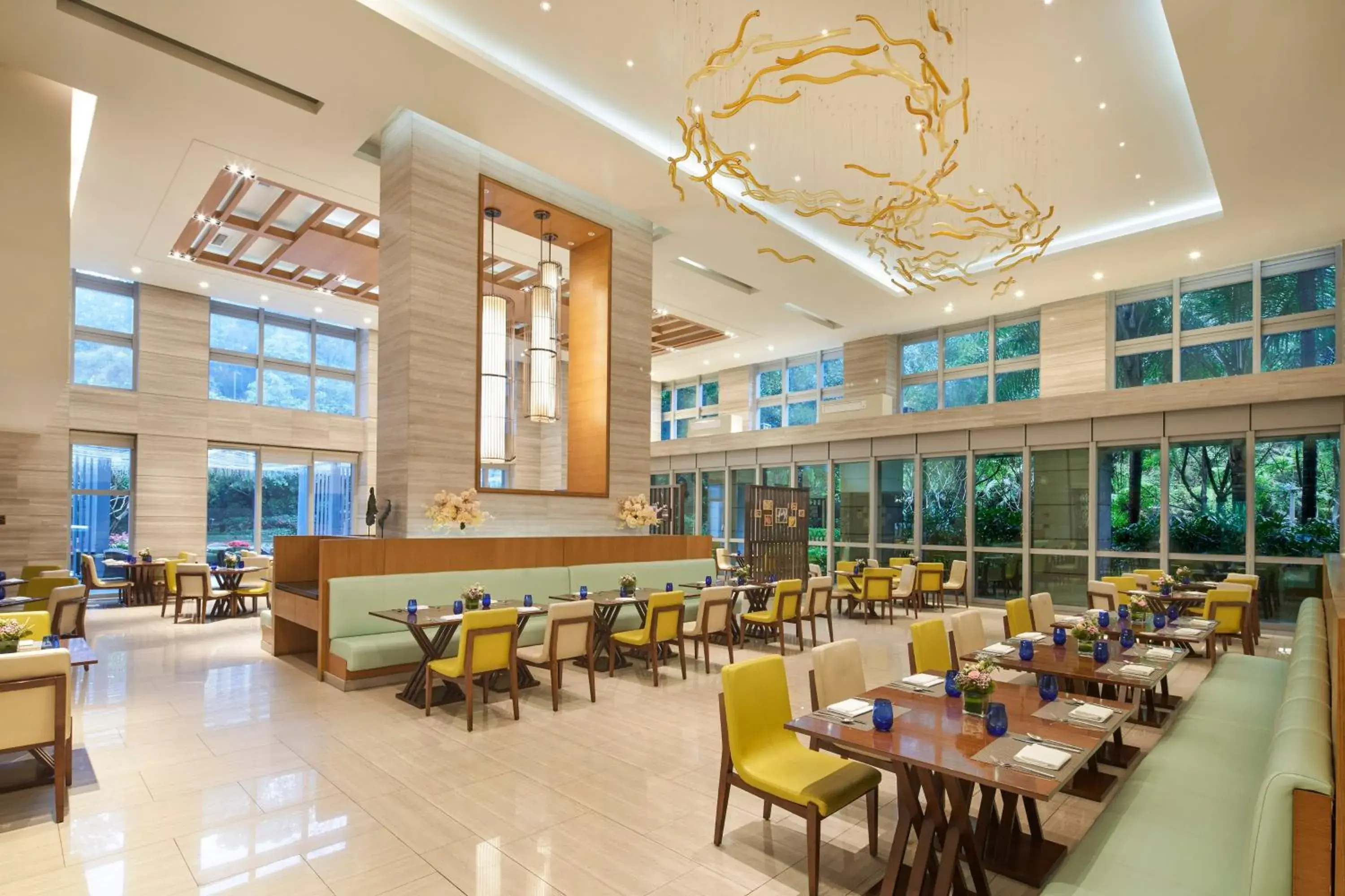 Restaurant/Places to Eat in Holiday Inn Guangzhou Science City, an IHG Hotel