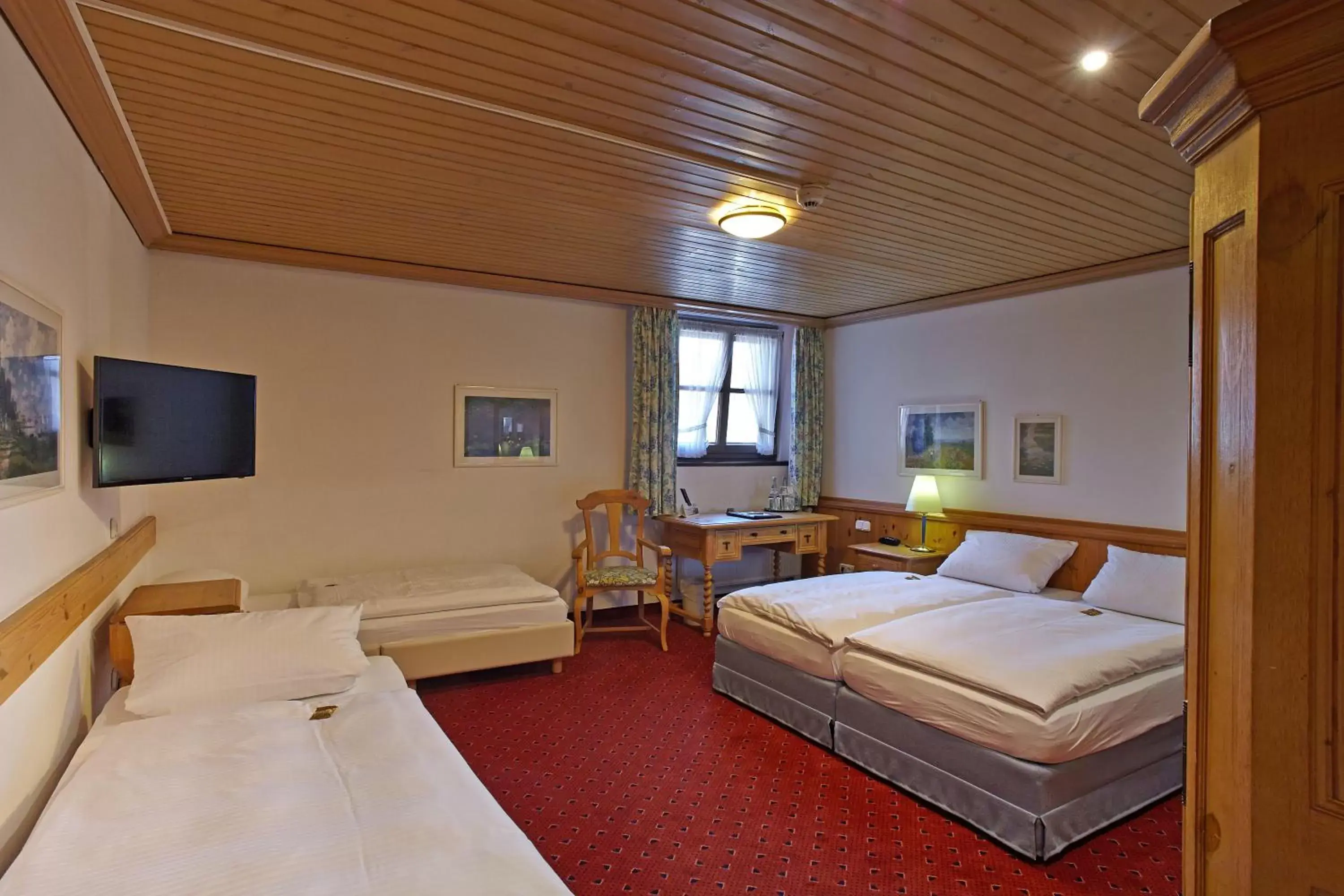 Quadruple Room in Hotel Sauerlacher Post