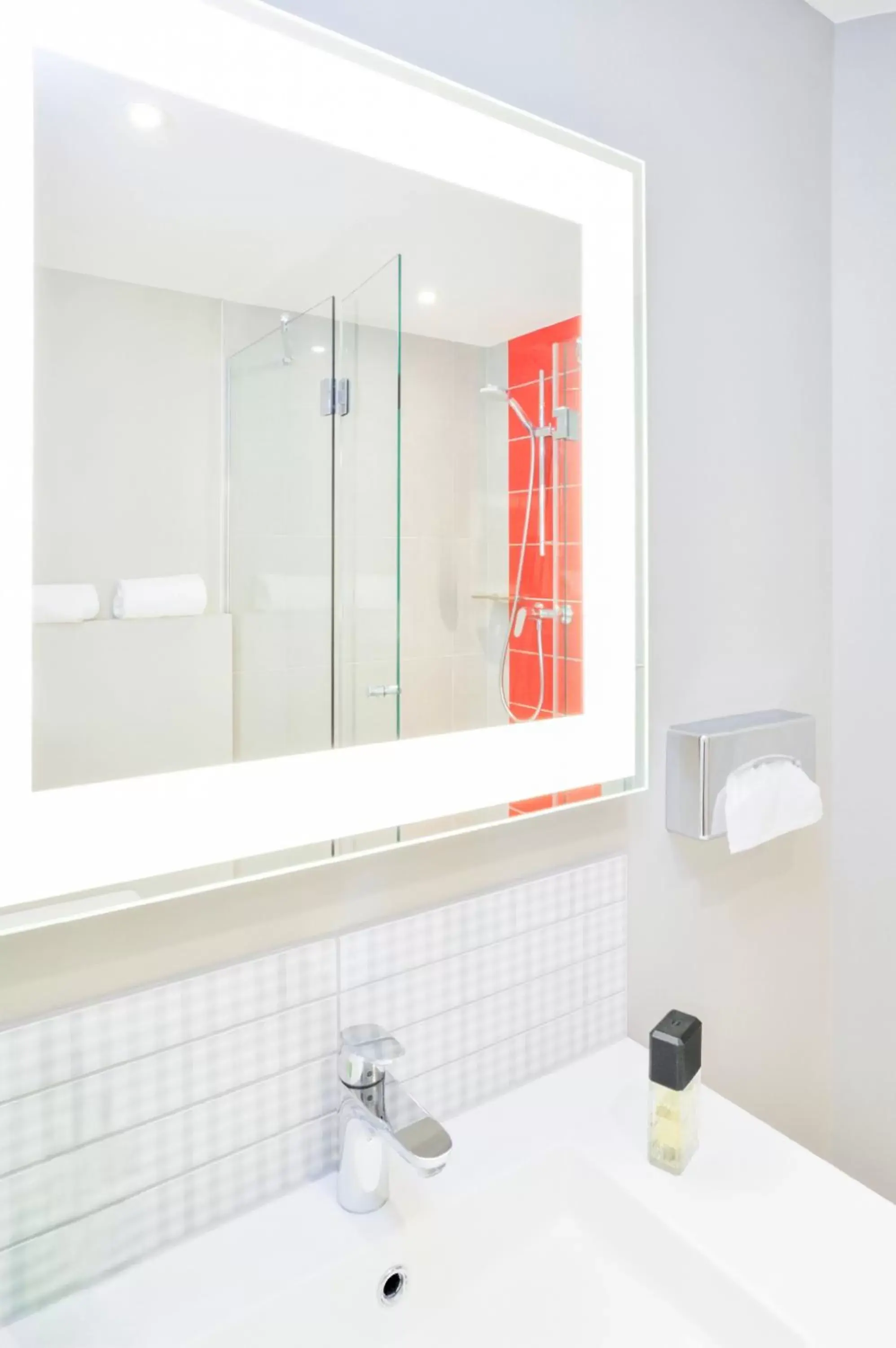 Shower, Bathroom in ibis Styles Lille Centre Grand Place