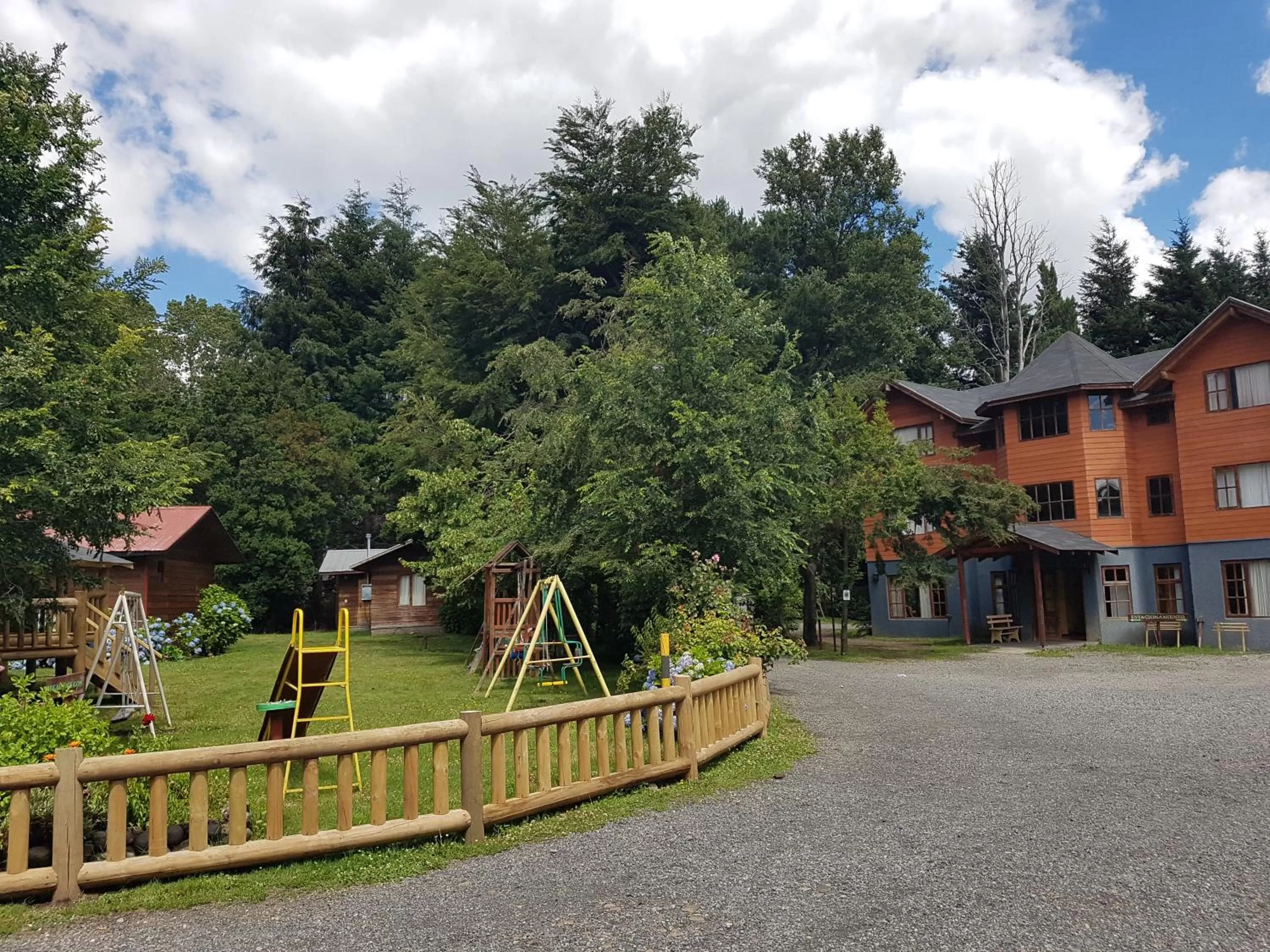 Property building in Santa Maria Pucon