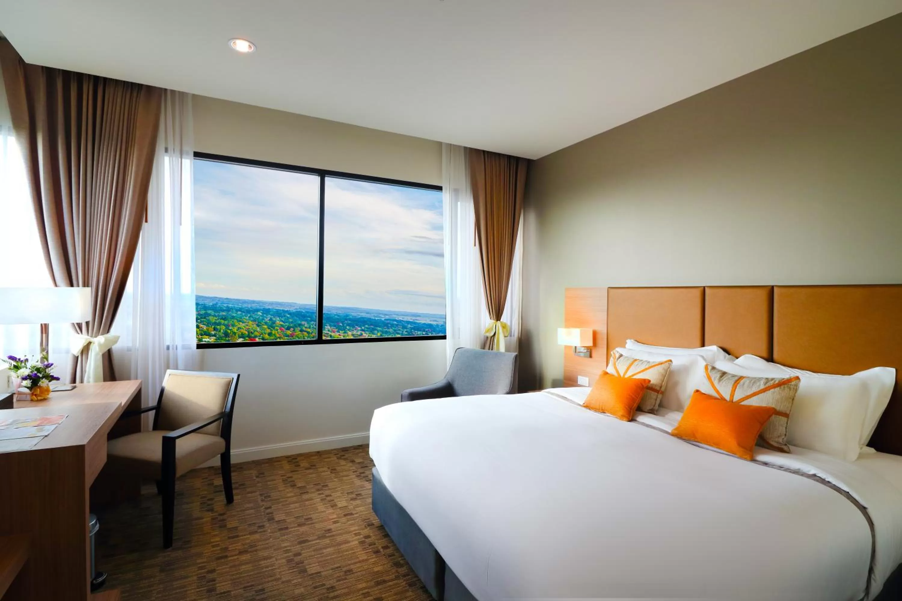 Photo of the whole room, Bed in Grand Fortune Hotel Nakhon Si Thammarat