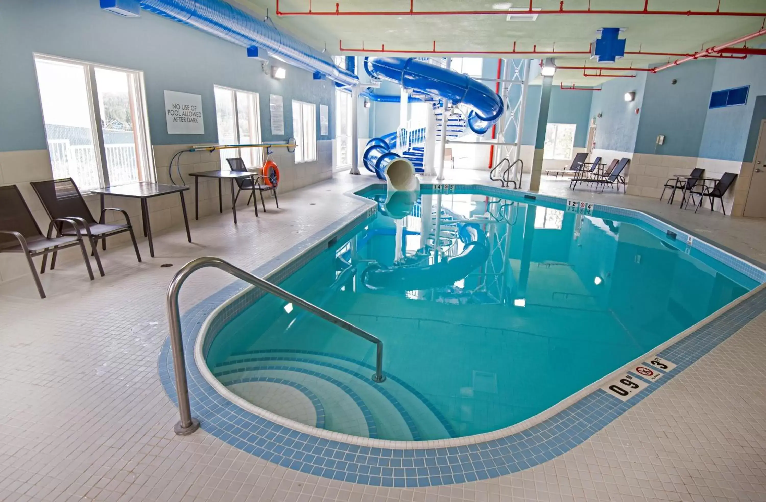 Swimming Pool in Holiday Inn Express Hotel & Suites-Hinton, an IHG Hotel