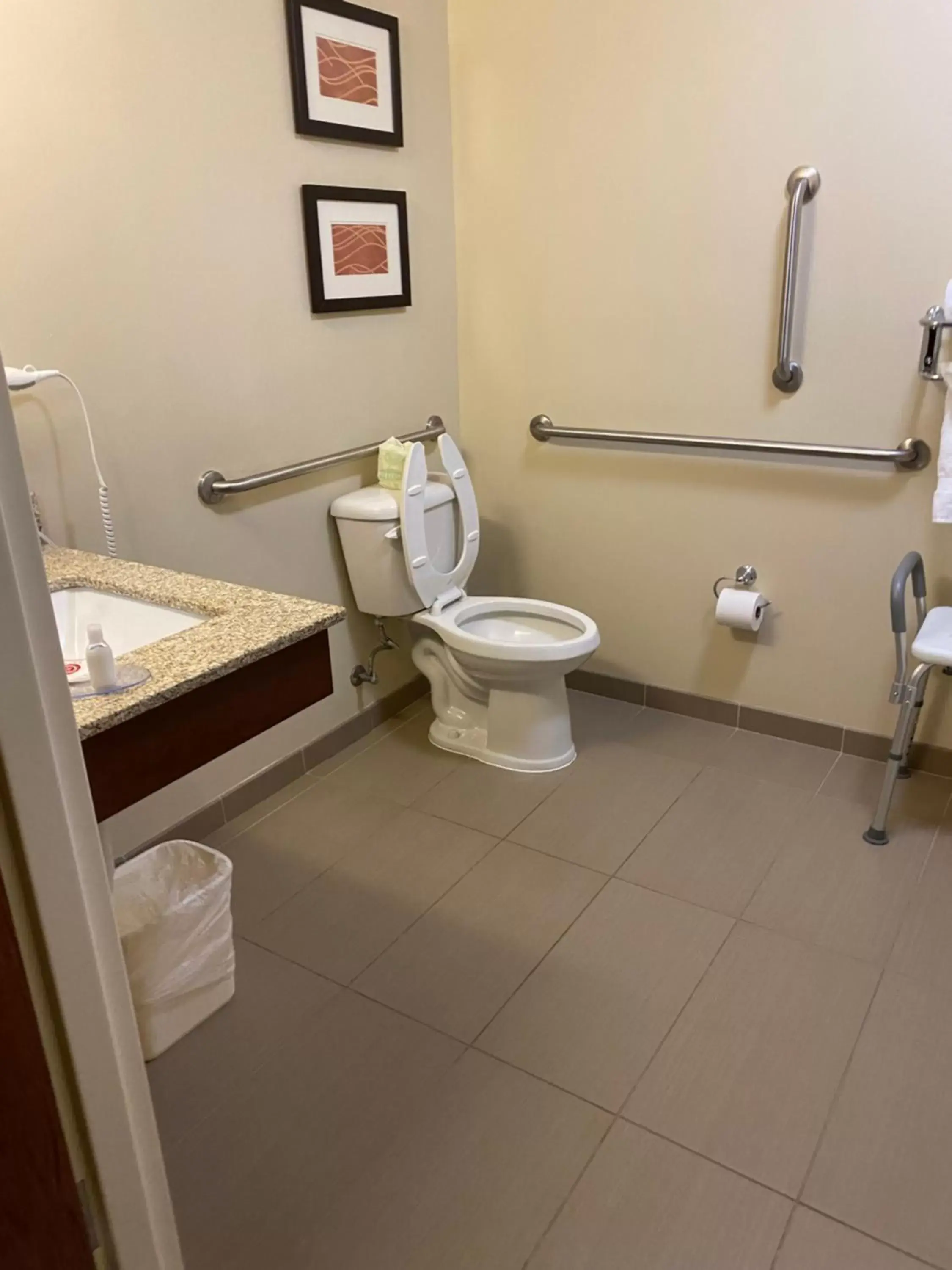 Bathroom in Comfort Inn & Suites Cheyenne