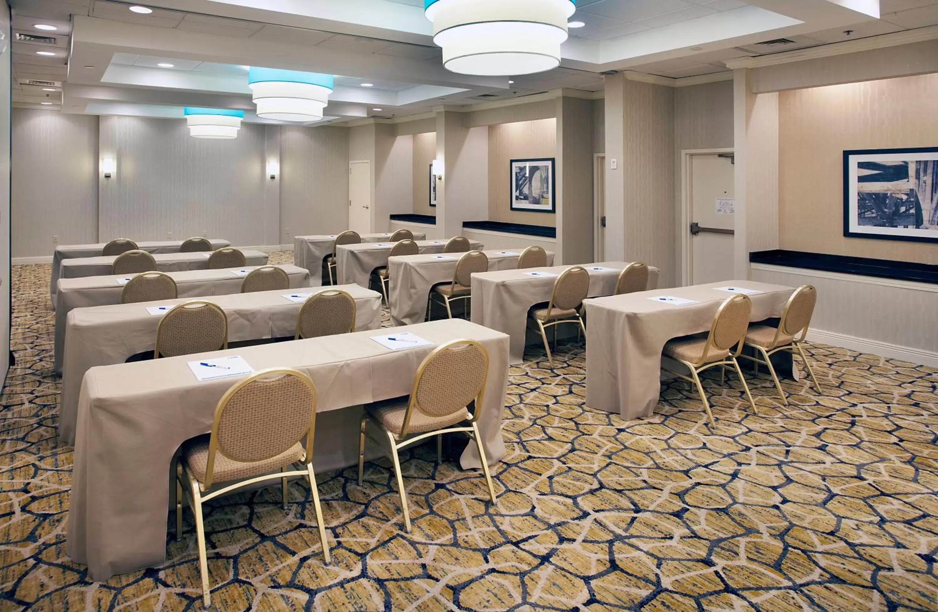 Meeting/conference room in Holiday Inn Express Nashville-Hendersonville, an IHG Hotel