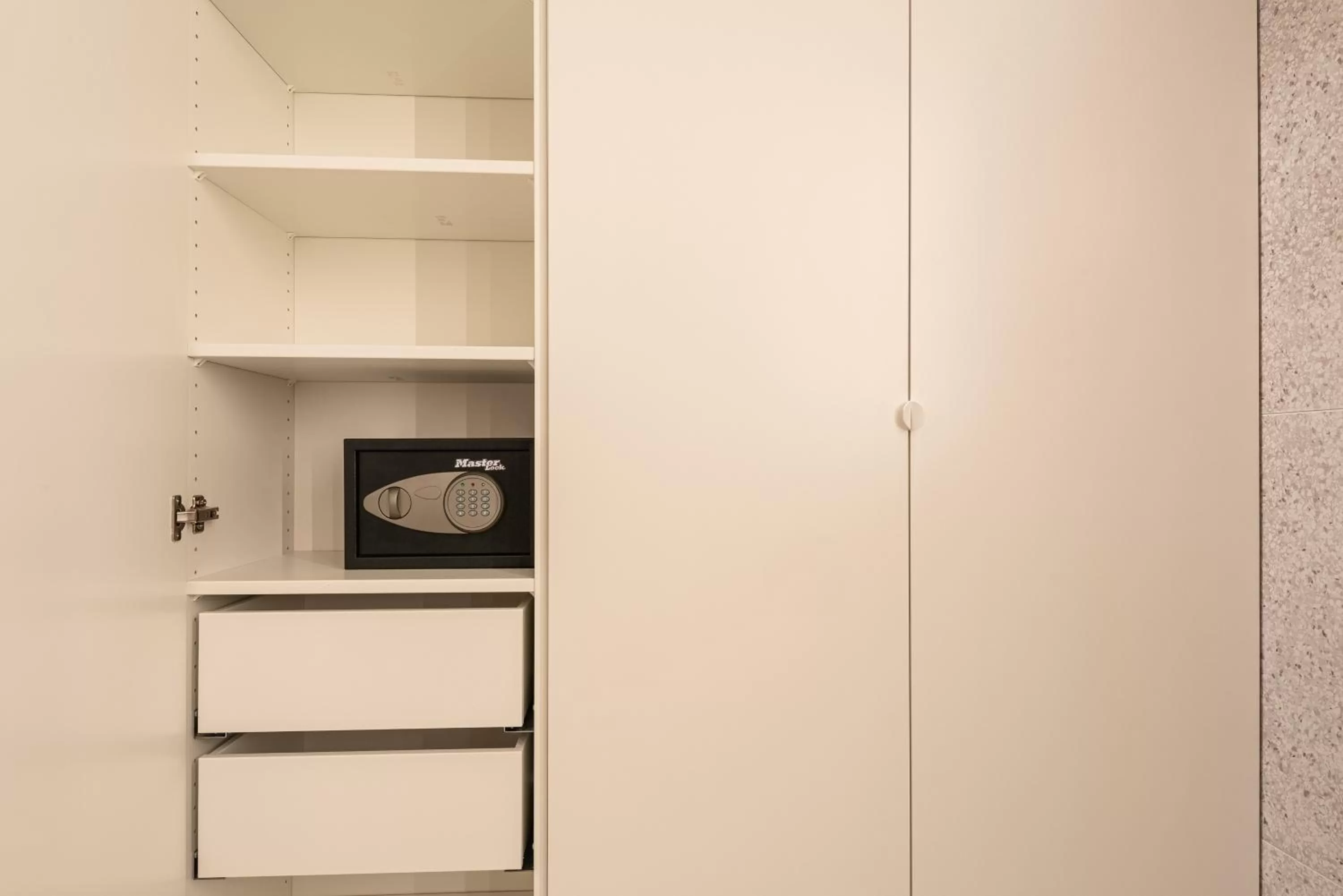 safe in Gepetto's - Beautiful stay in the Historic centre of Ghent -