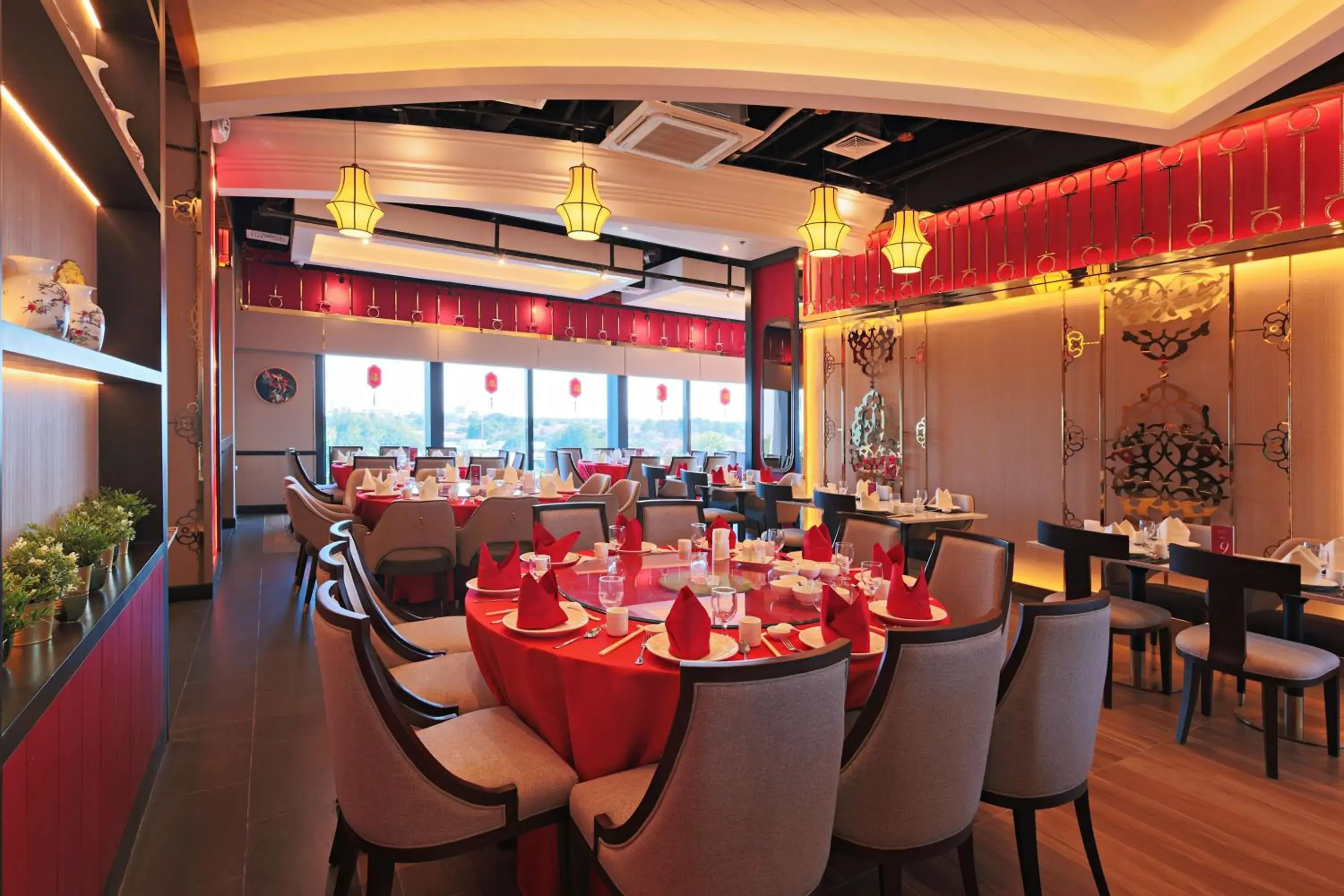 Restaurant/places to eat in Best Western Plus Metro Clark Restaurant/places to eat in Best Western Plus Metro Clark