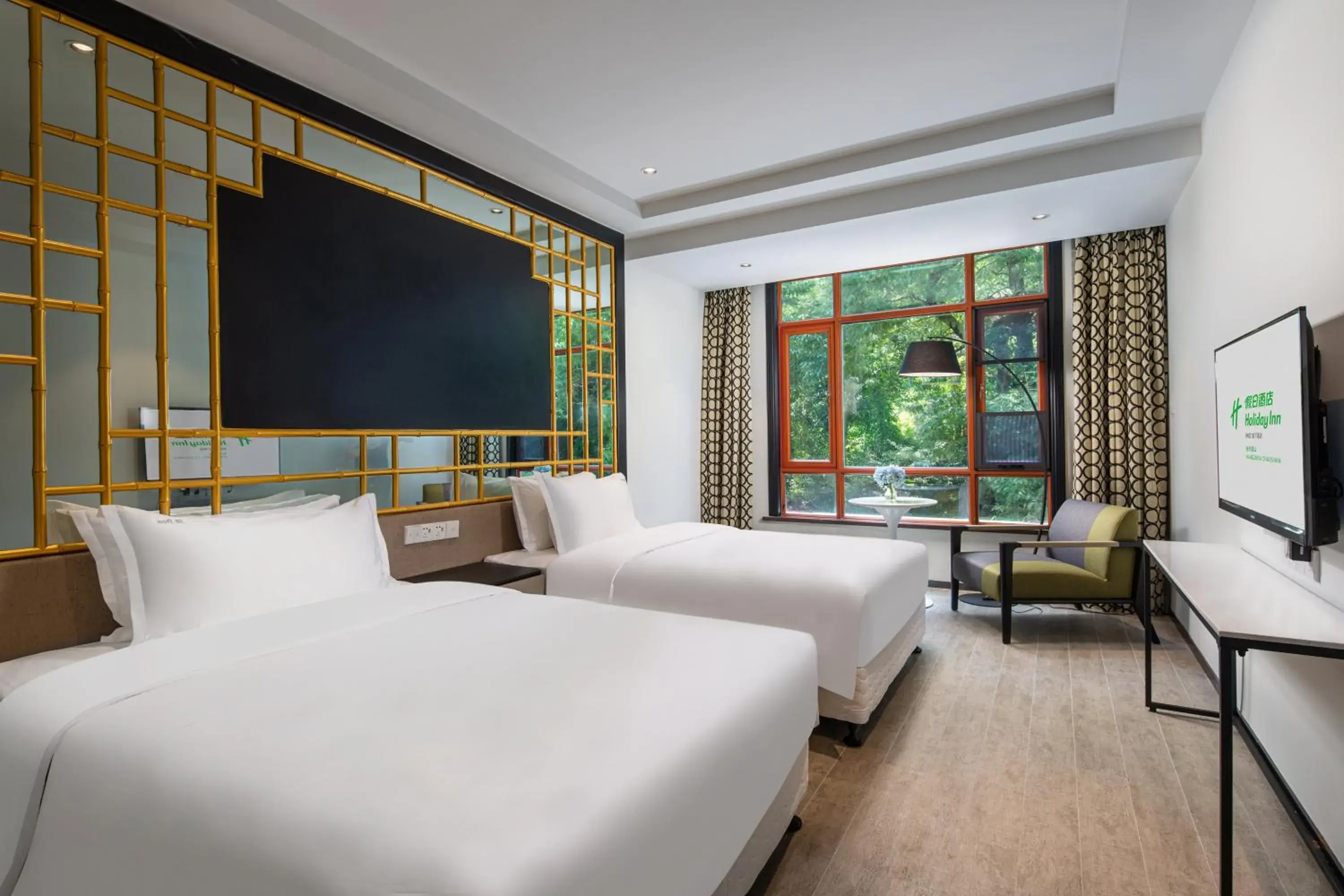 Photo of the whole room in Holiday Inn Hangzhou Chaoshan, an IHG Hotel