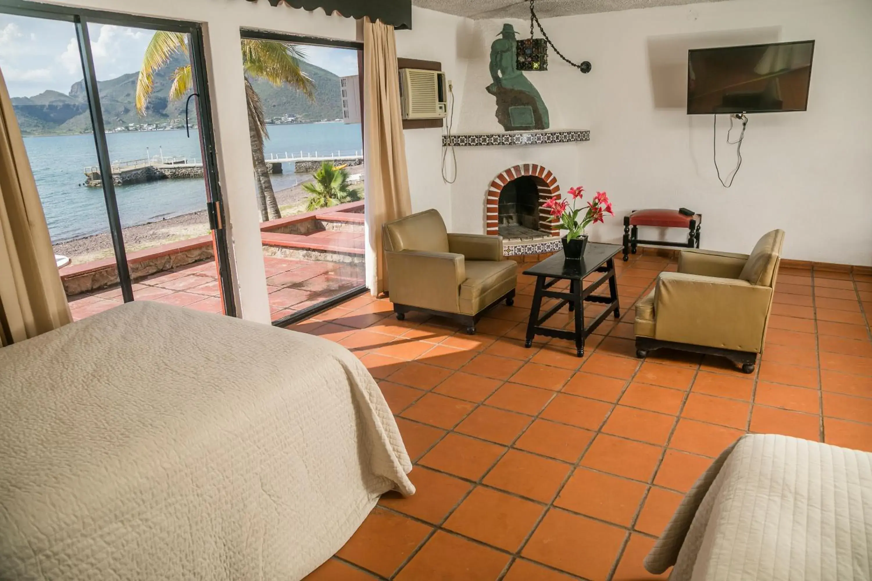 Sea view, Seating Area in Hotel Playa de Cortes