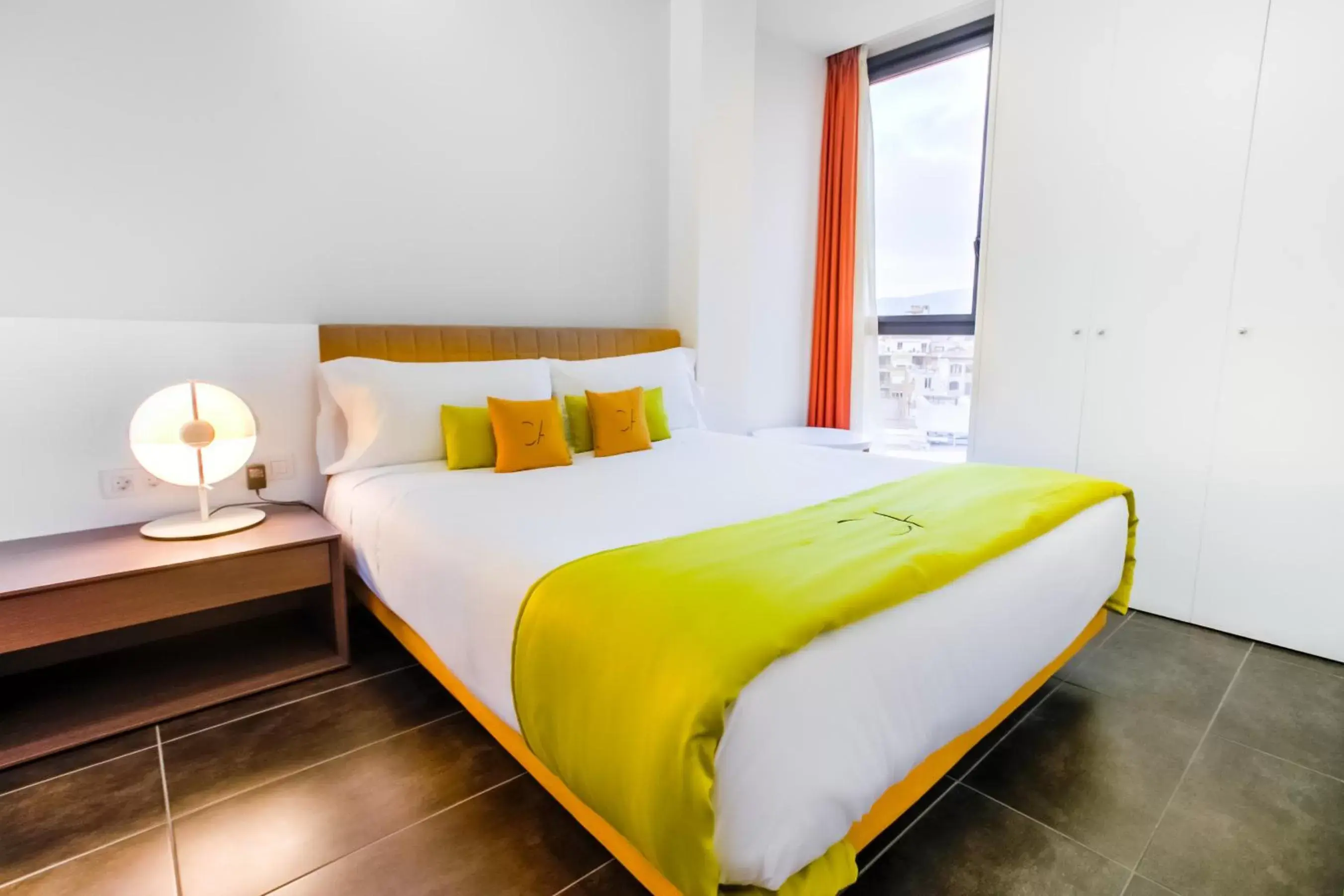 Bed in Cosmo Apartments Sants