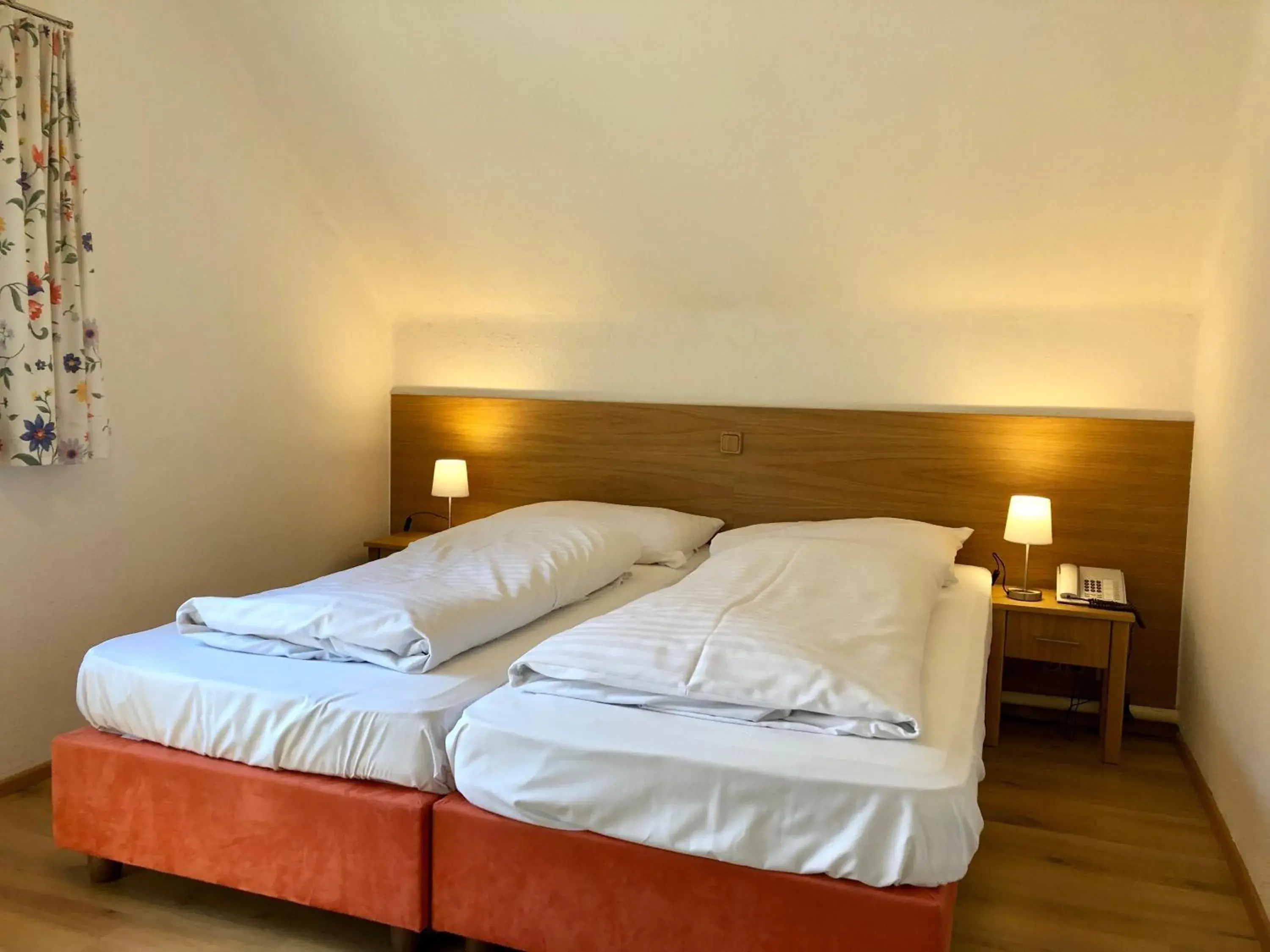 Photo of the whole room, Bed in Hotel Schöne Aussicht