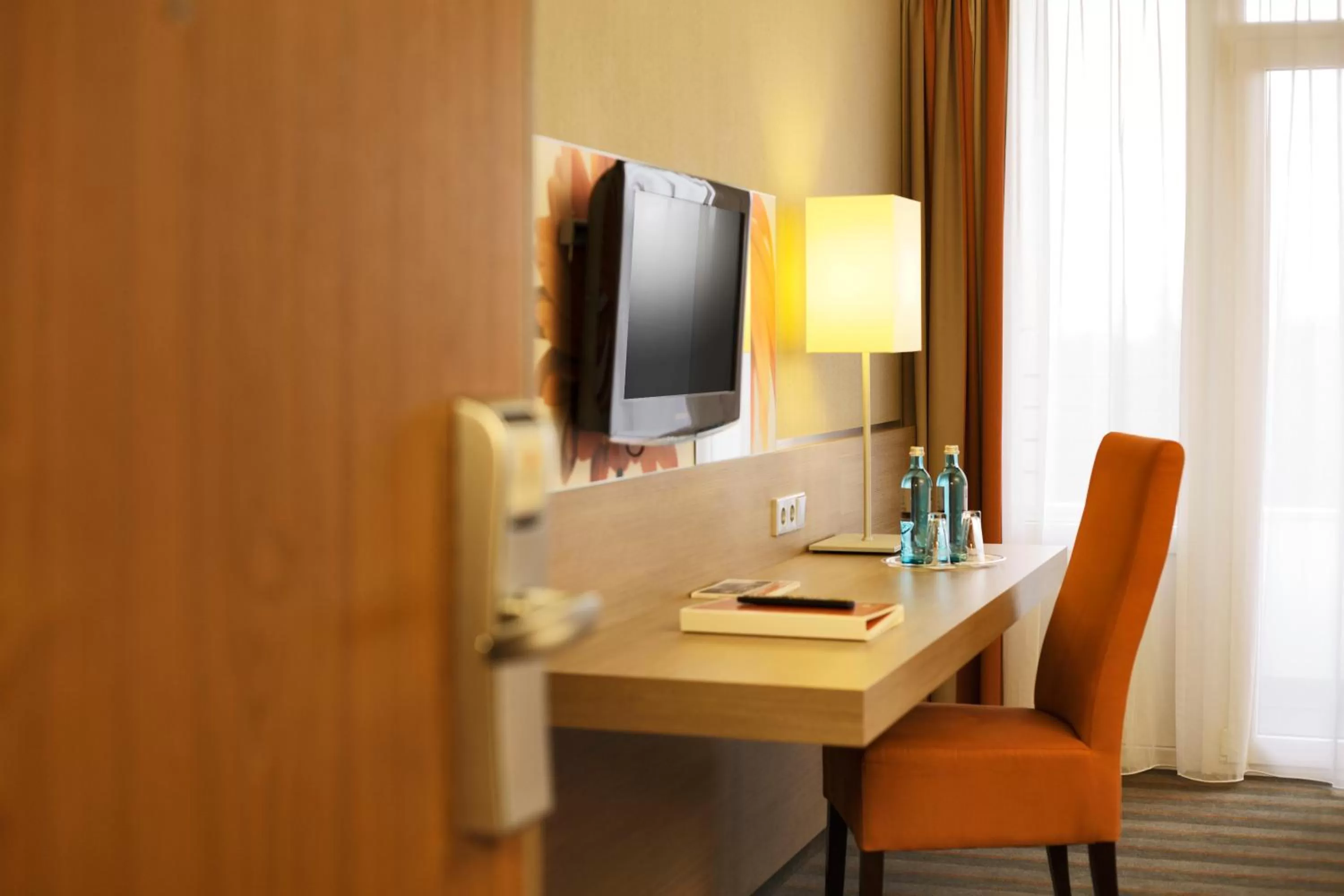 TV and multimedia in H4 Hotel Frankfurt Messe