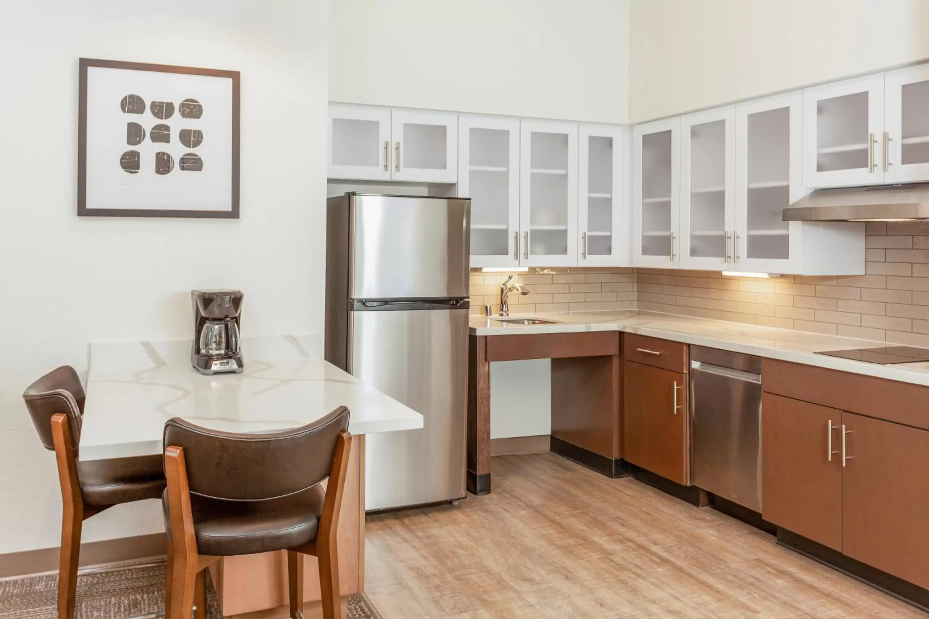Kitchen or kitchenette, Kitchen/Kitchenette in Staybridge Suites - San Bernardino - Loma Linda
