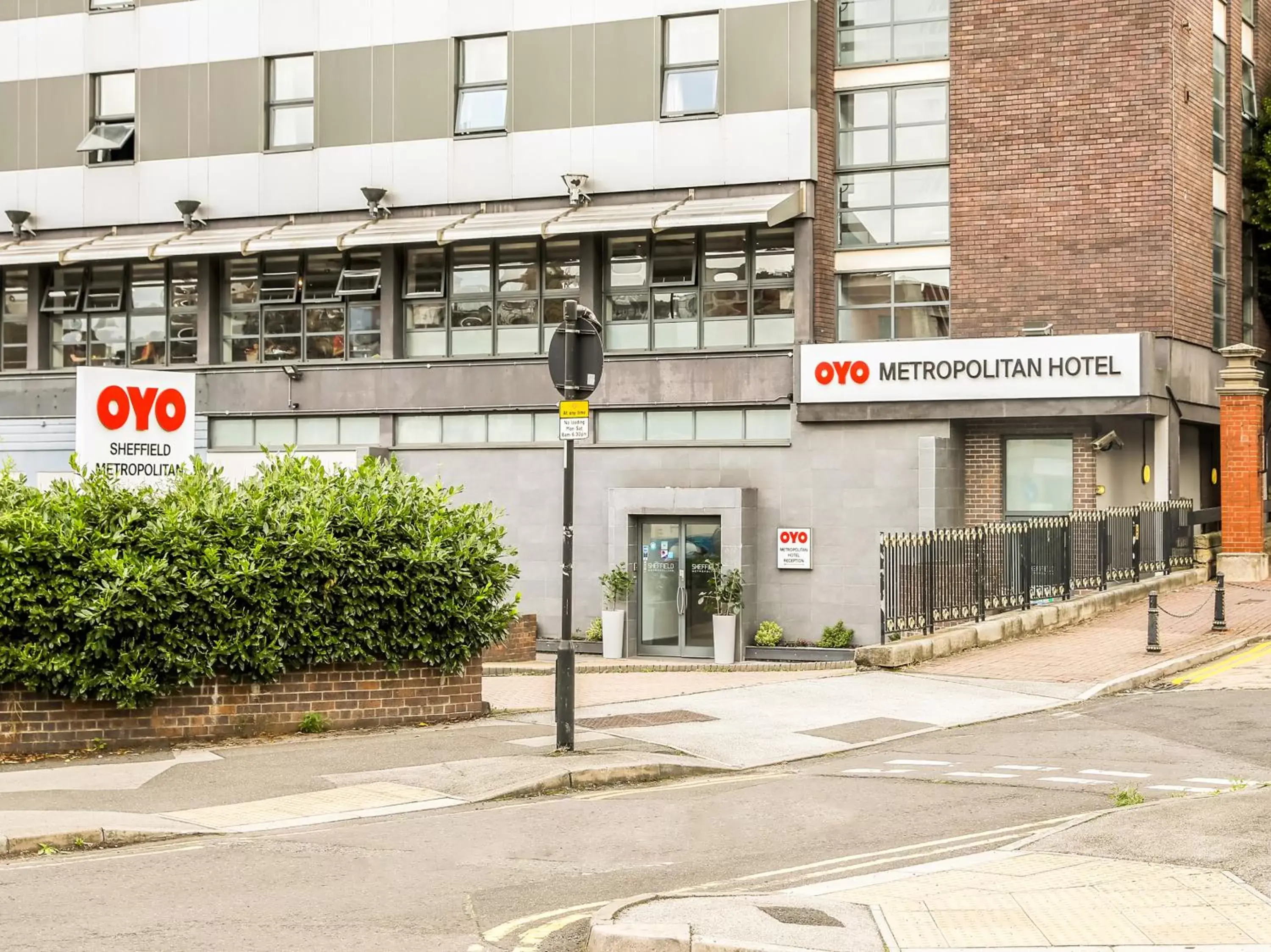 Facade/entrance, Property Building in OYO Flagship Sheffield City Centre