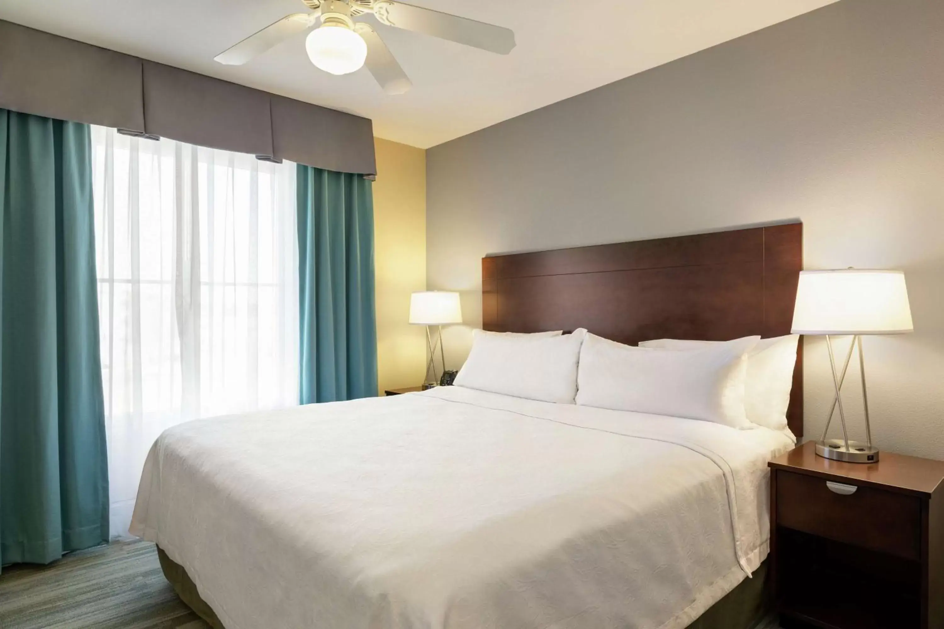 Bed in Homewood Suites by Hilton Macon-North