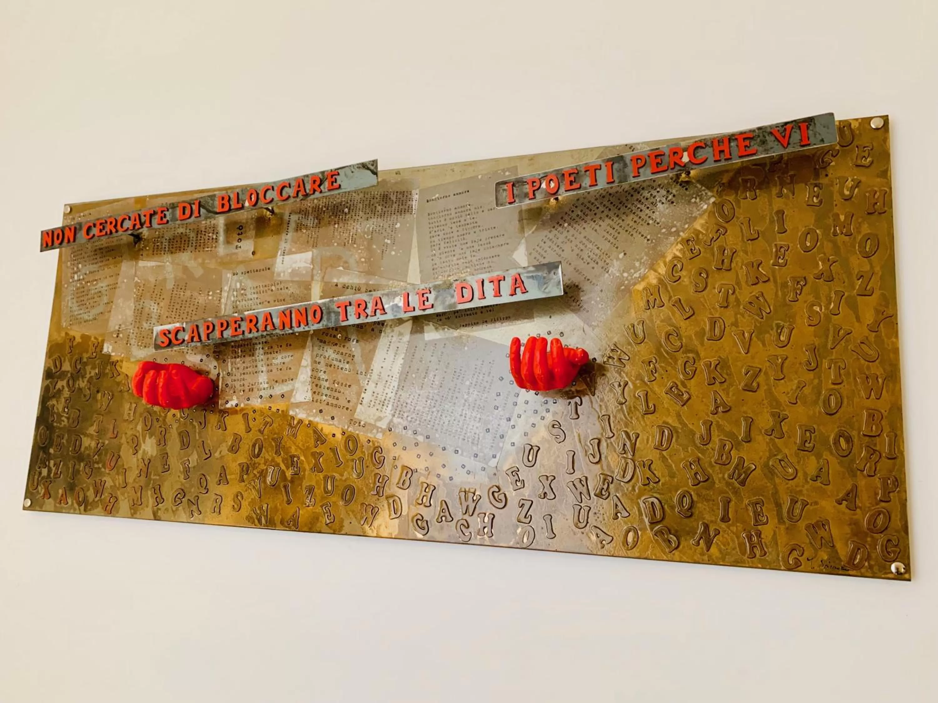 Decorative detail in Relais Piazza Del Plebiscito B&B