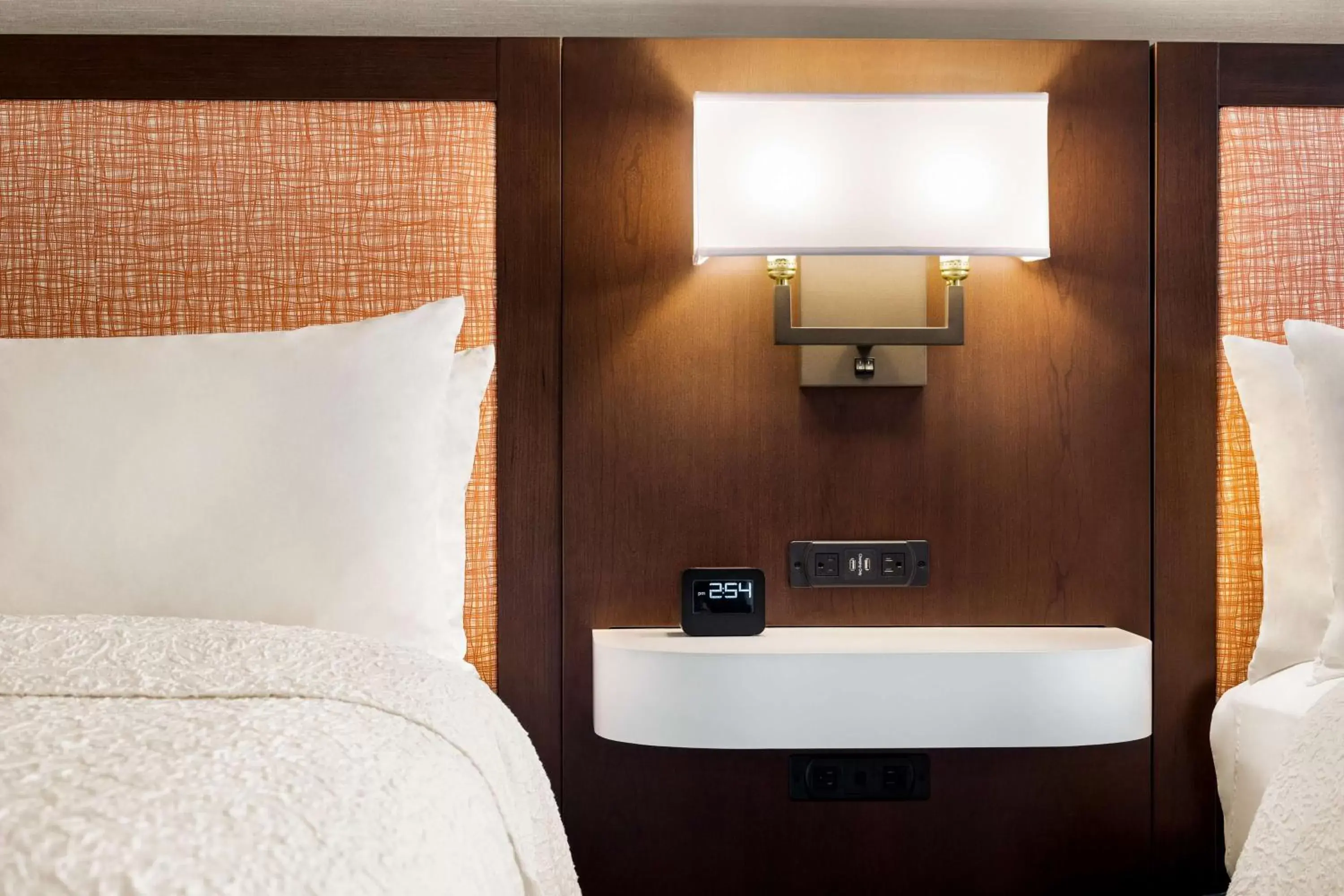 Bed, Bathroom in Hampton Inn & Suites Ocean City West