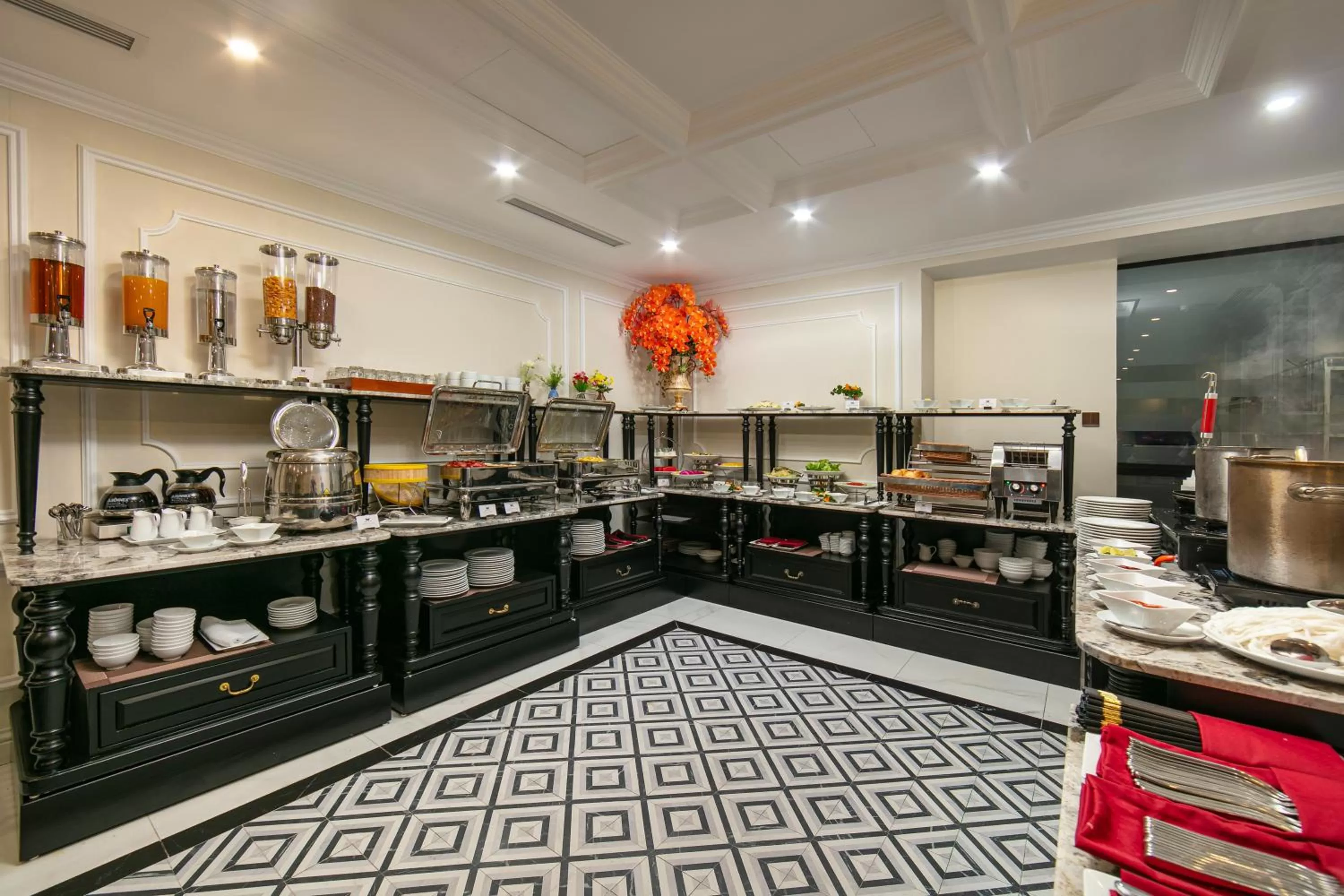 Restaurant/places to eat in Amira Hotel Hanoi