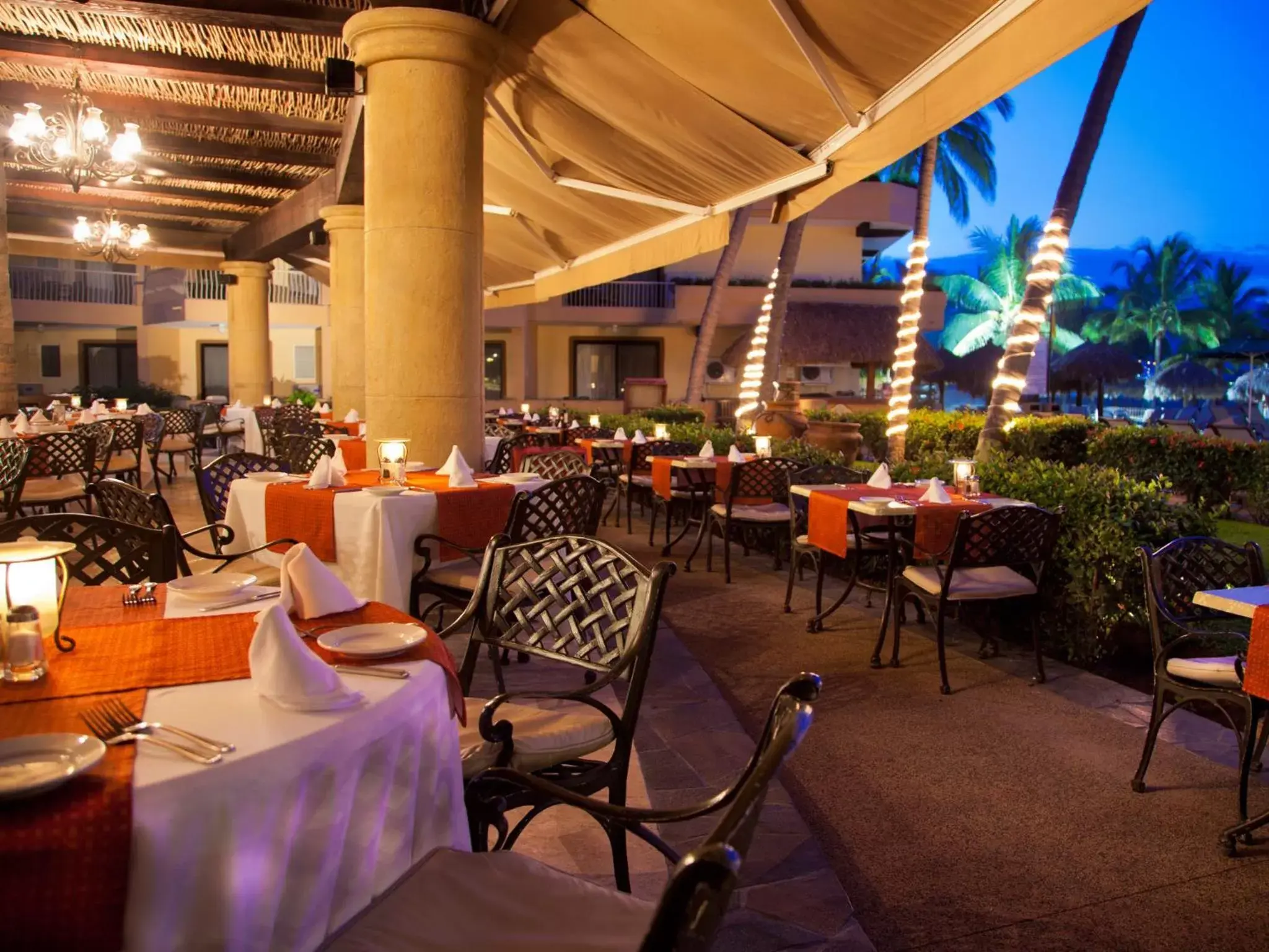 Restaurant/Places to Eat in Villa del Palmar Beach Resort & Spa Puerto Vallarta