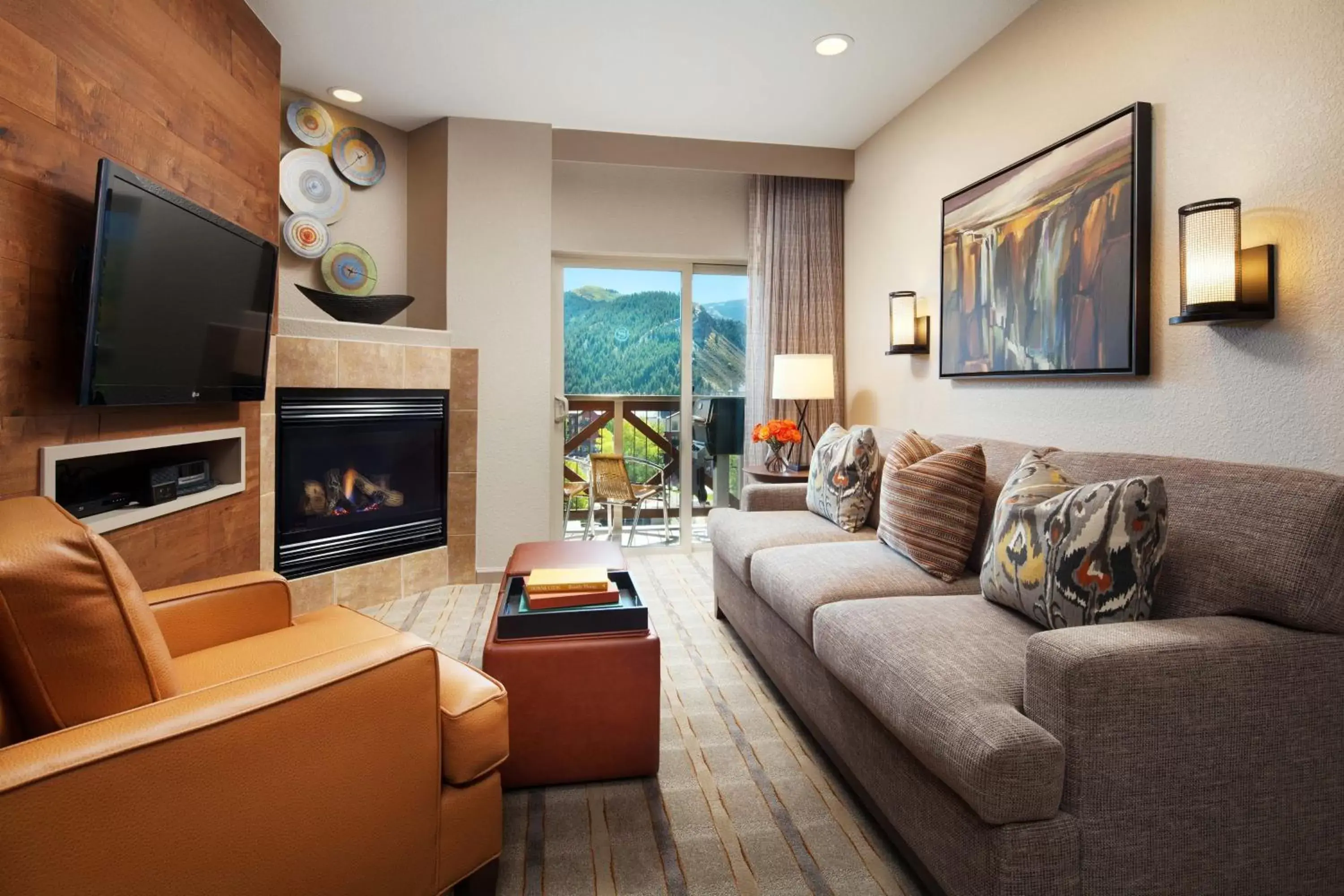 Living room, Seating Area in Sheraton Mountain Vista Villas, Avon / Vail Valley