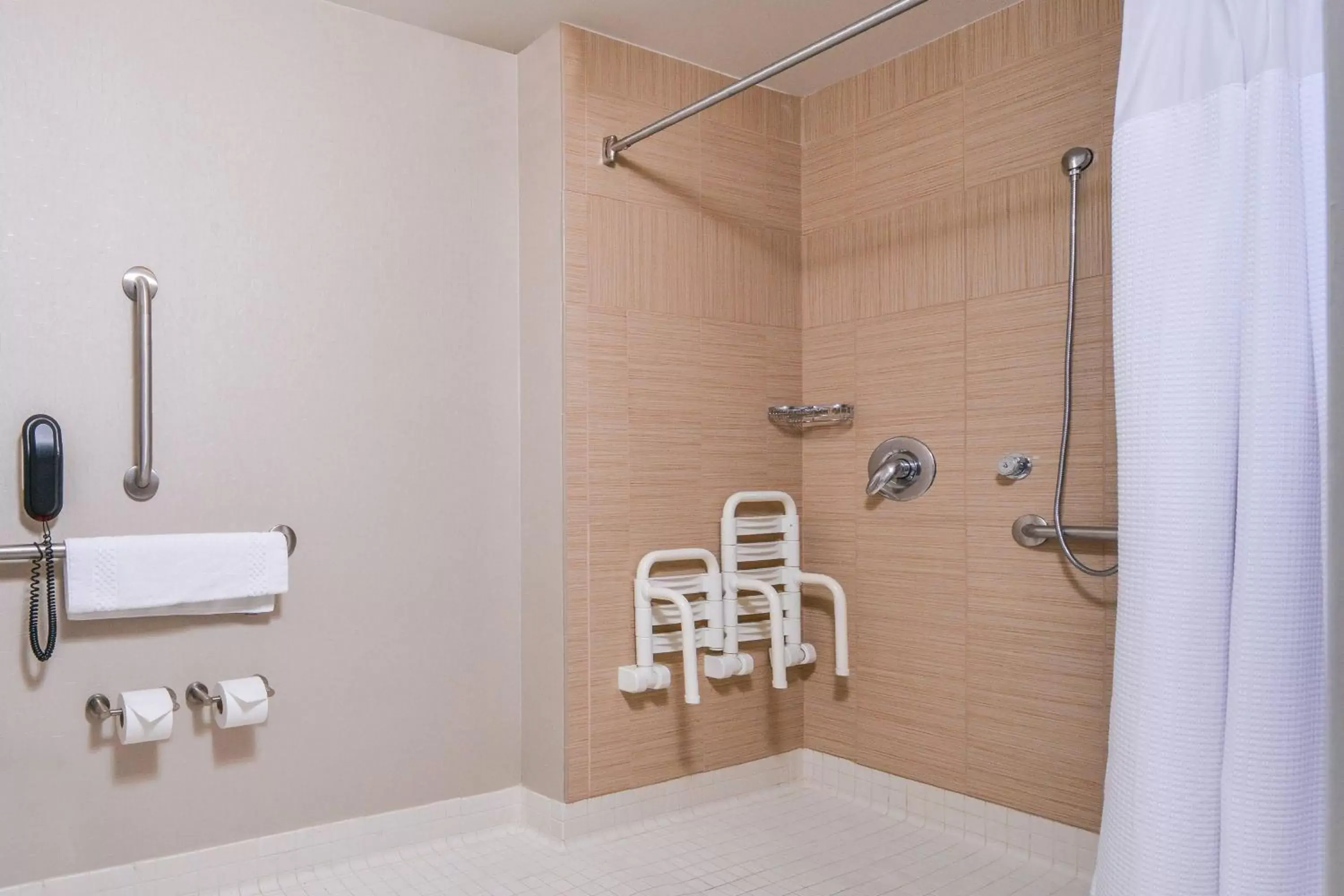Bathroom in SpringHill Suites Fairfax Fair Oaks