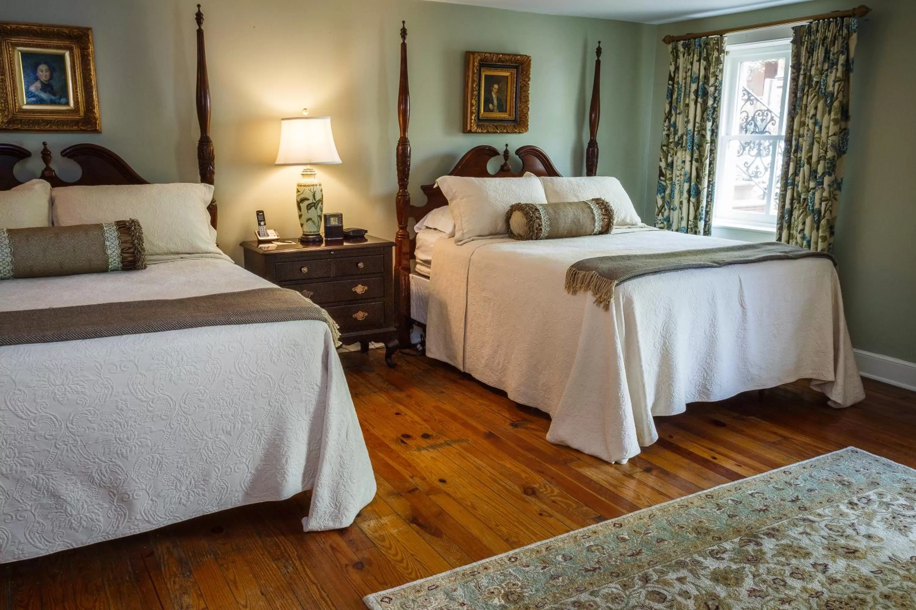 Bed in Eliza Thompson House, Historic Inns of Savannah Collection