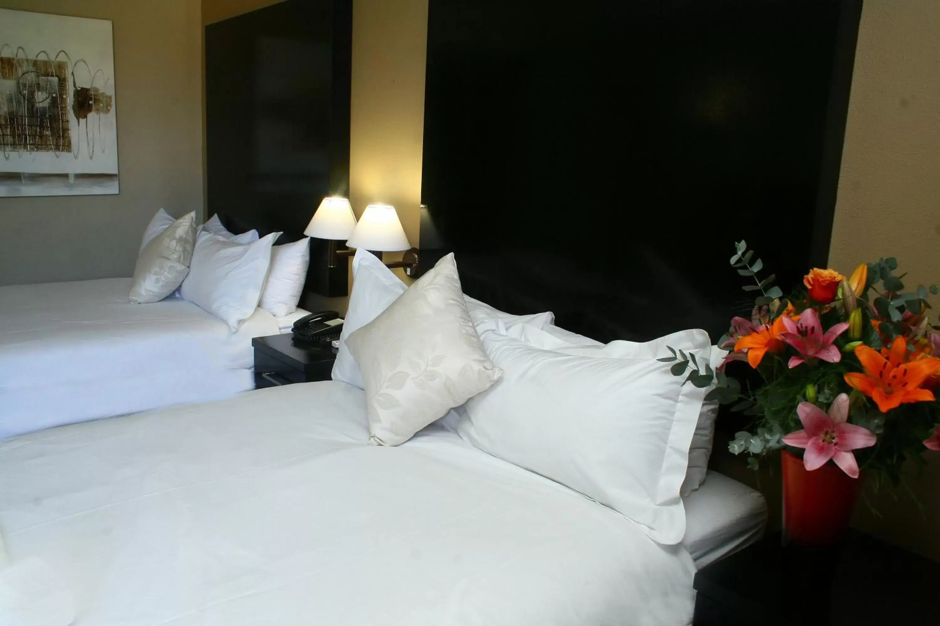 Bed in Oudtshoorn Inn Hotel