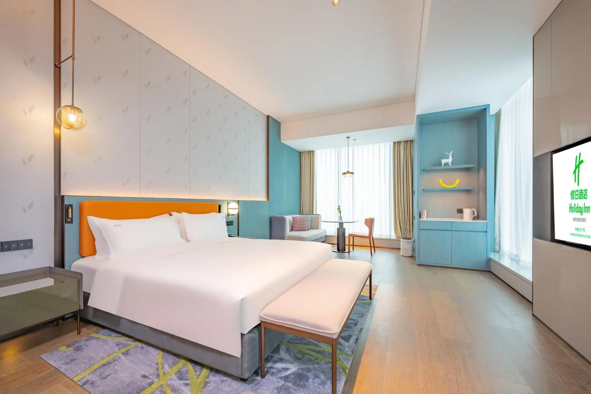 Photo of the whole room, Bed in Holiday Inn Changchun Oriental Plaza by IHG