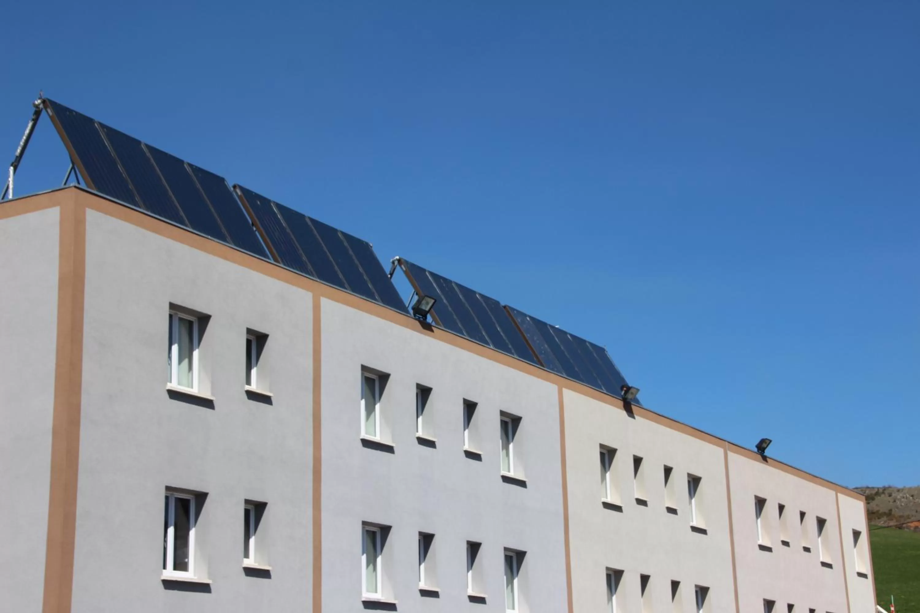 Facade/entrance in Cit'Hotel Restaurant du Bowling de Millau