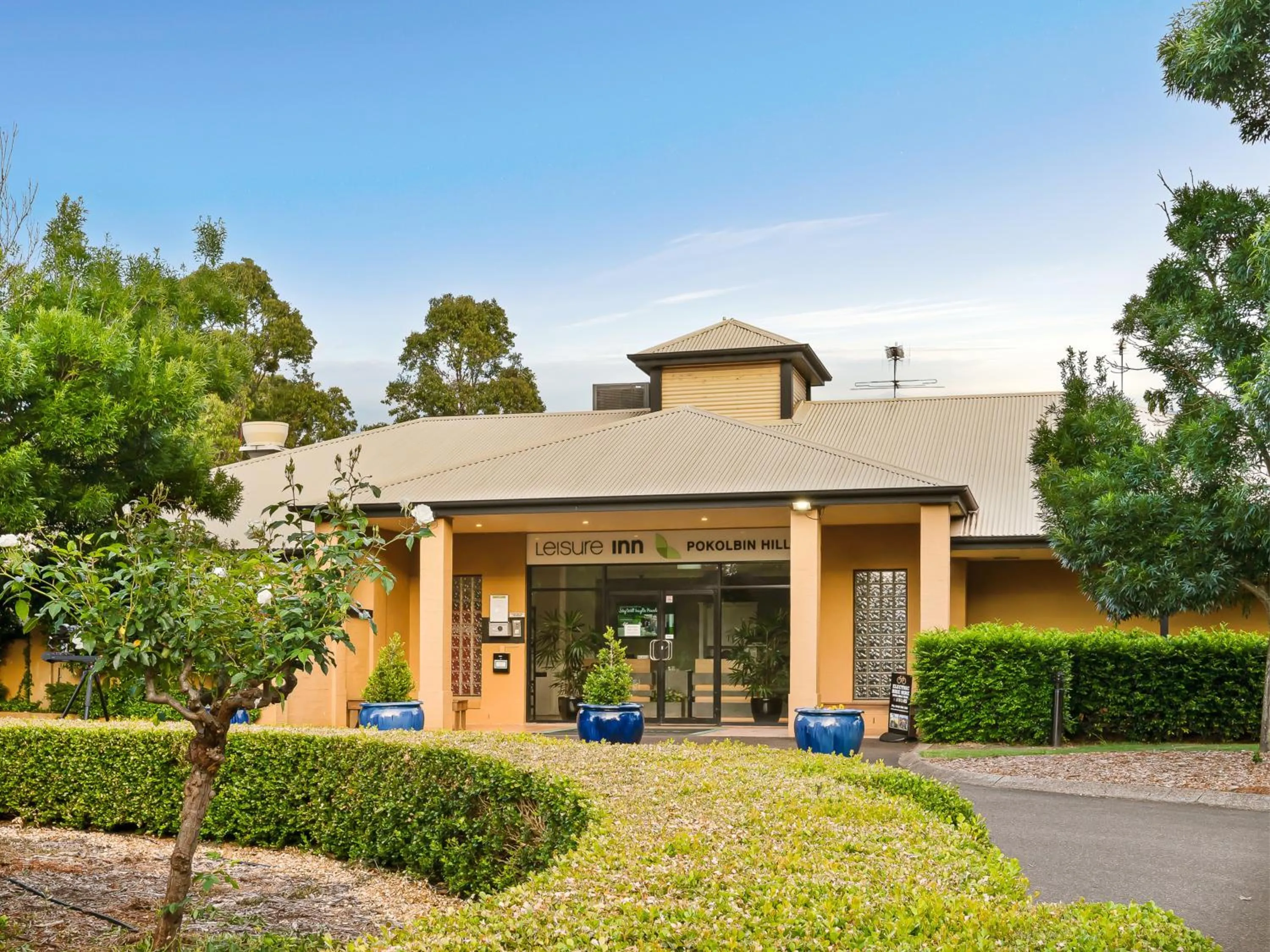 Facade/entrance in Leisure Inn Pokolbin Hill