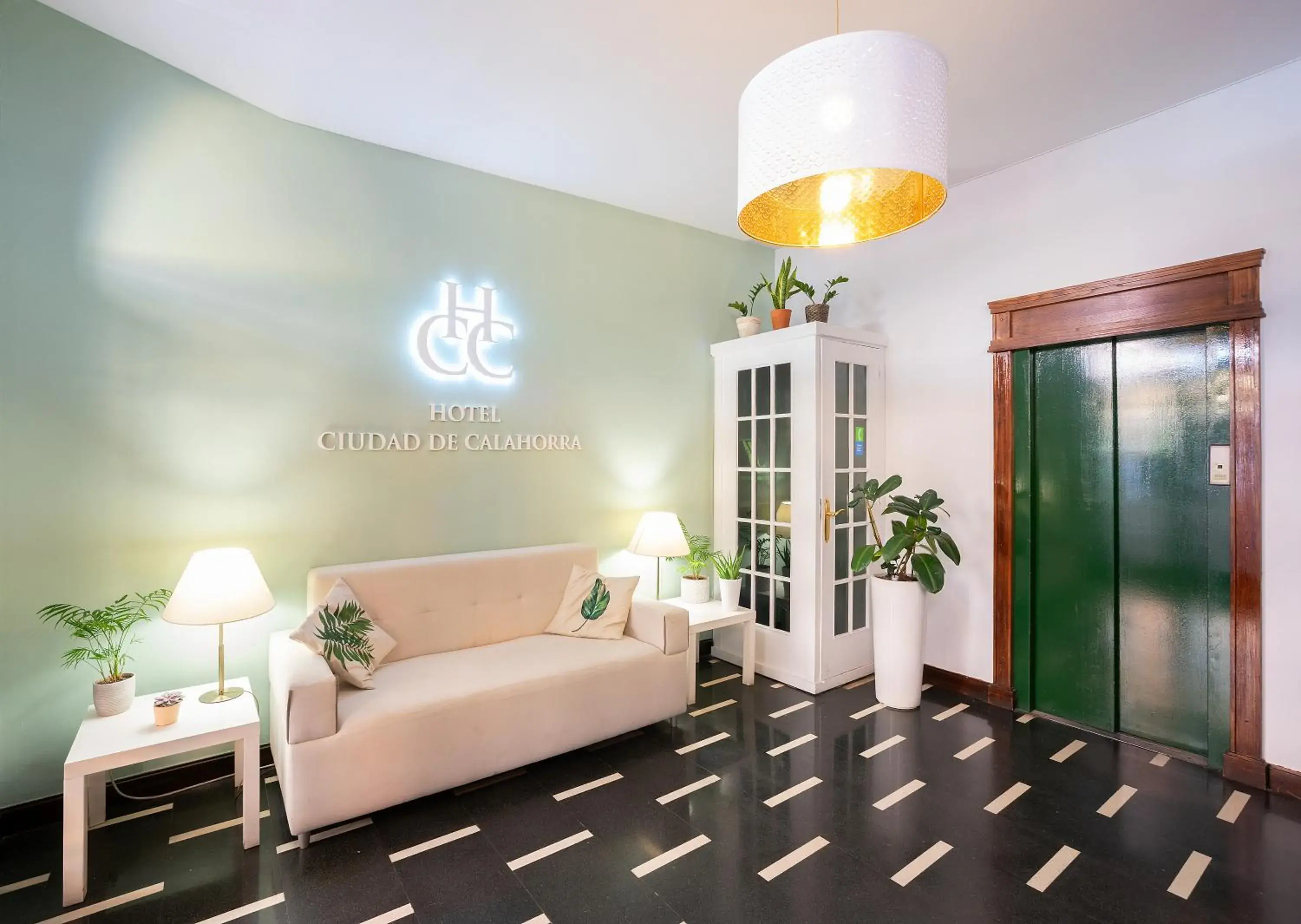 Lobby or reception, Seating Area in Hotel Ciudad De Calahorra