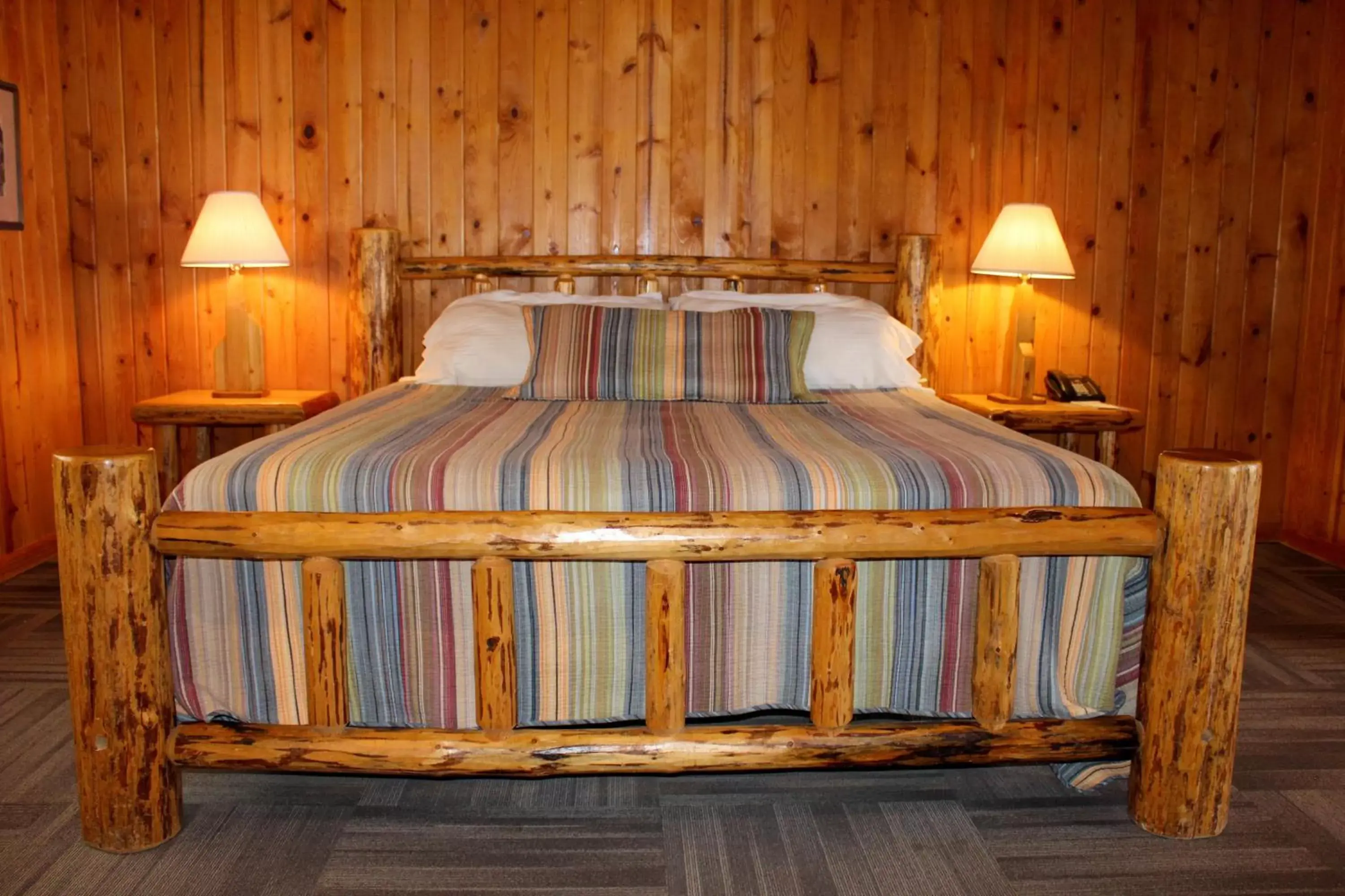 Bed in Boulder Inn