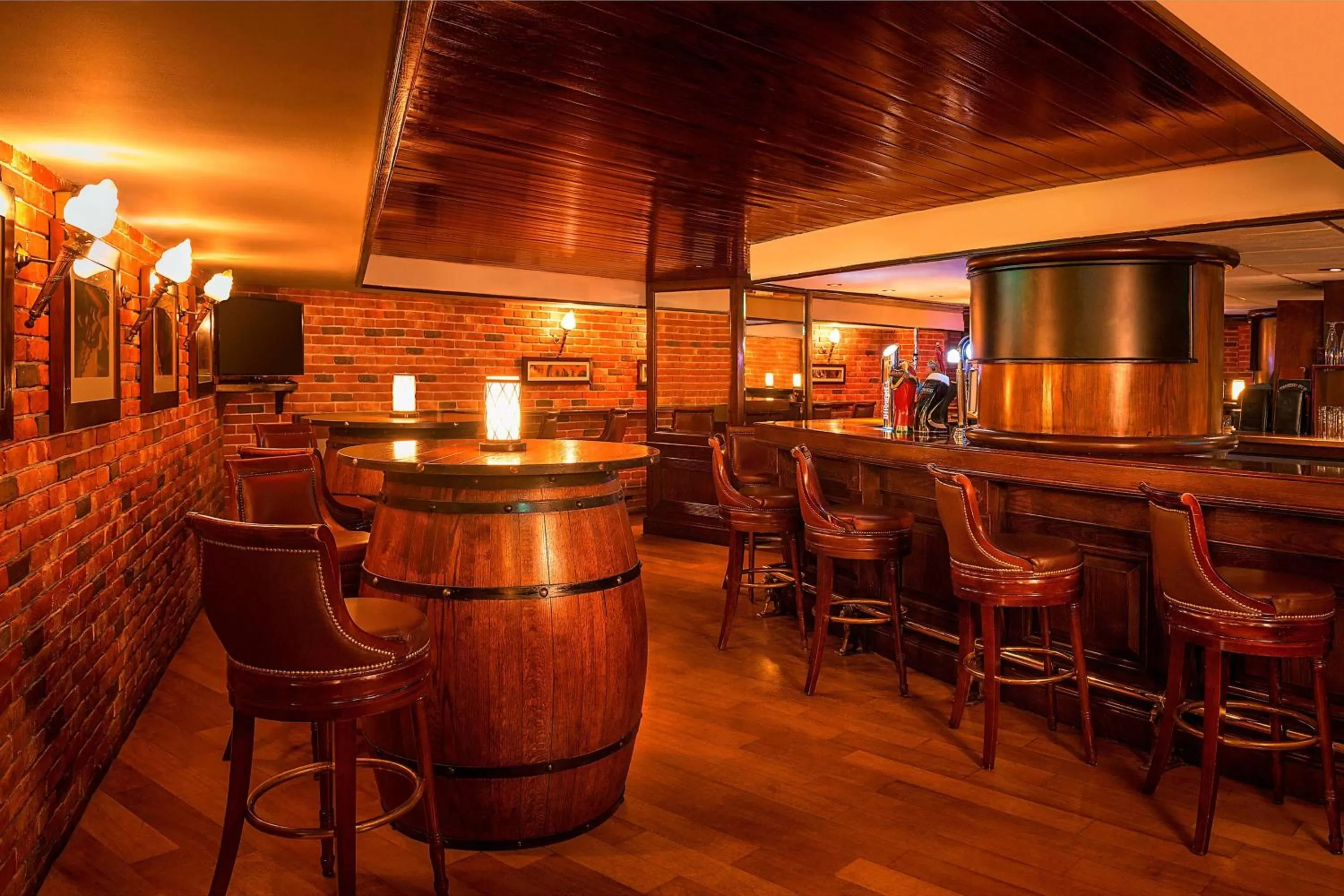 Restaurant/places to eat in Sheraton Abu Dhabi Hotel & Resort