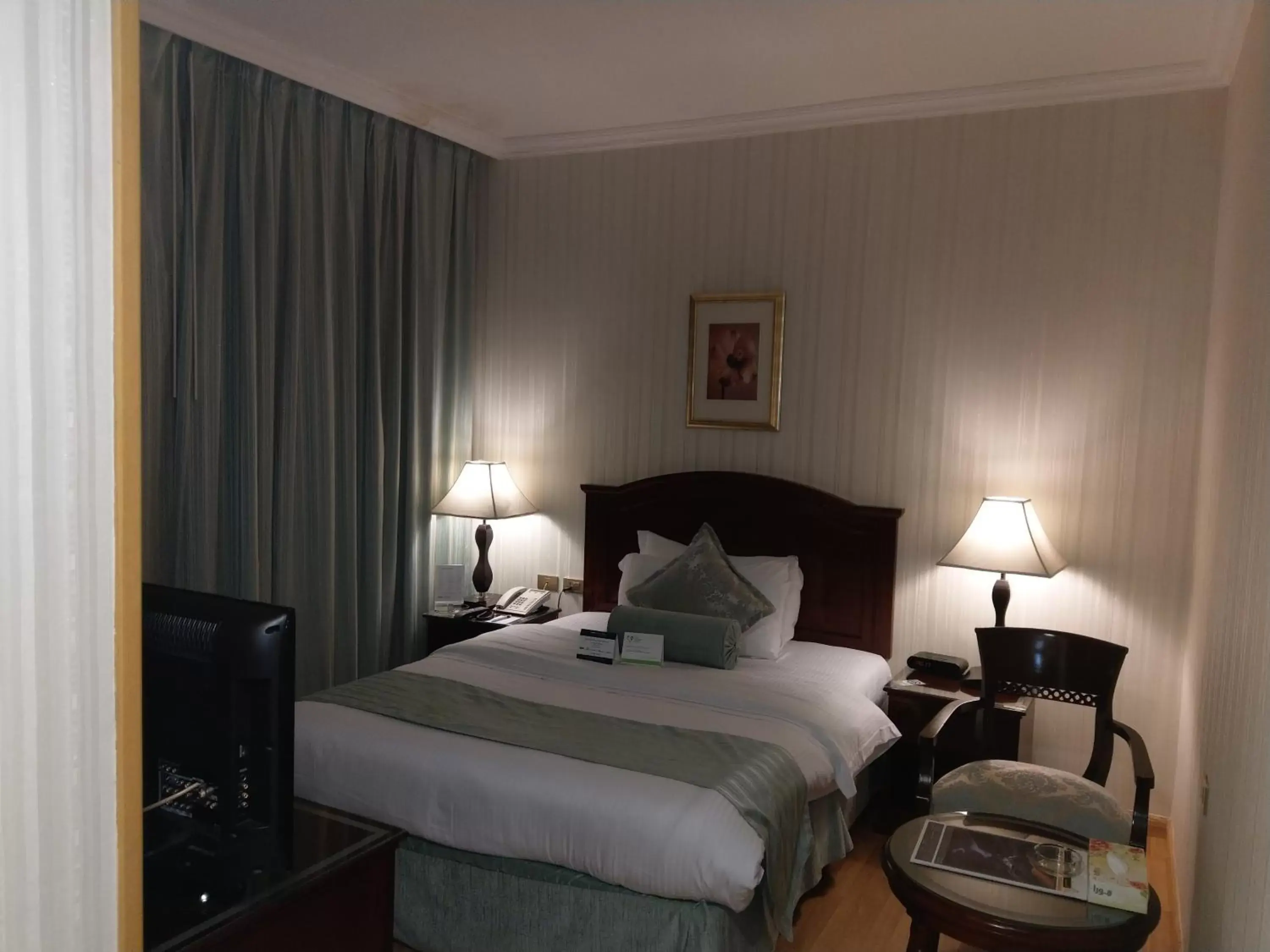 Photo of the whole room, Bed in Swiss Al Hamra Hotel