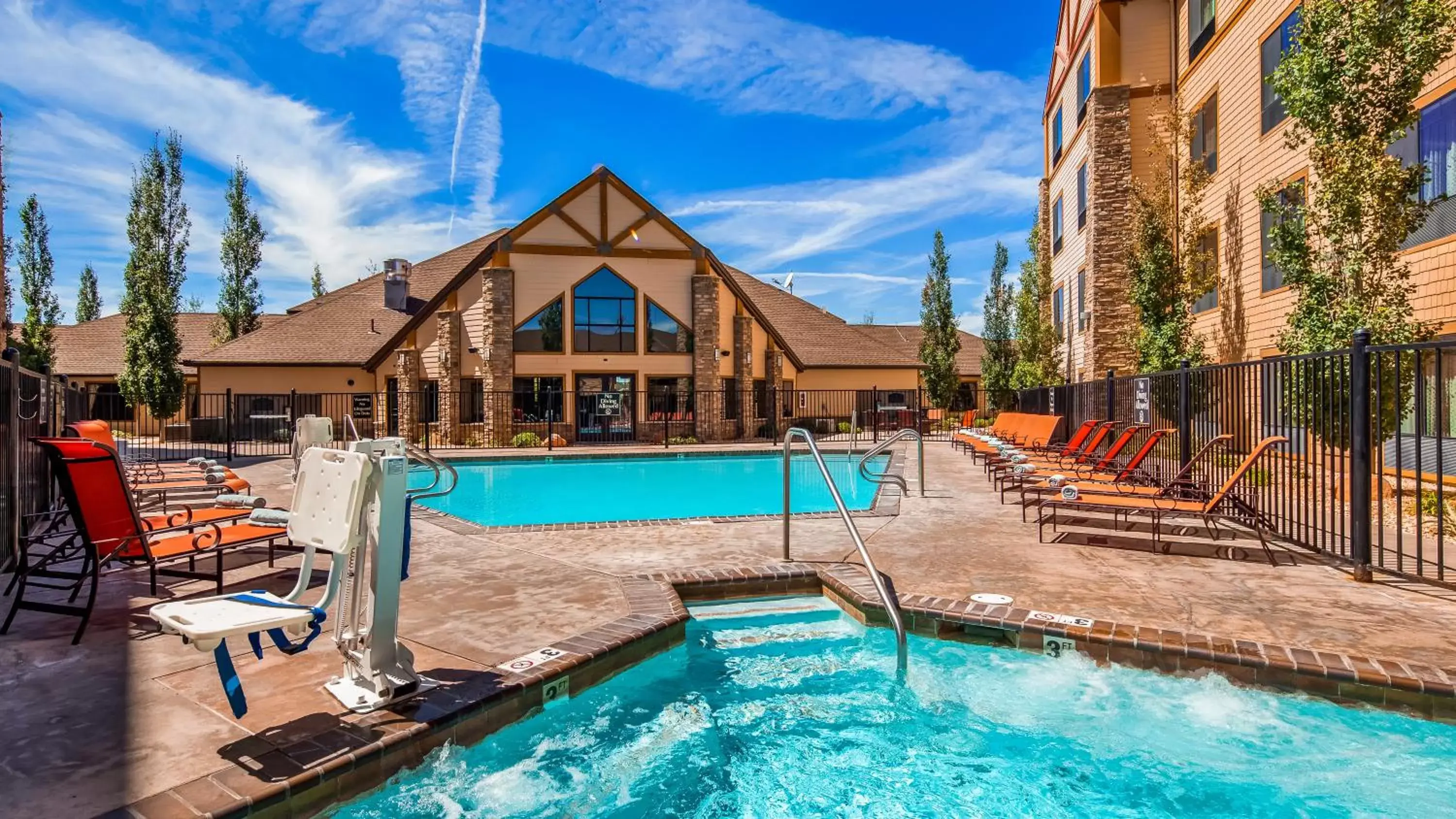 Swimming Pool in Best Western PLUS Bryce Canyon Grand Hotel