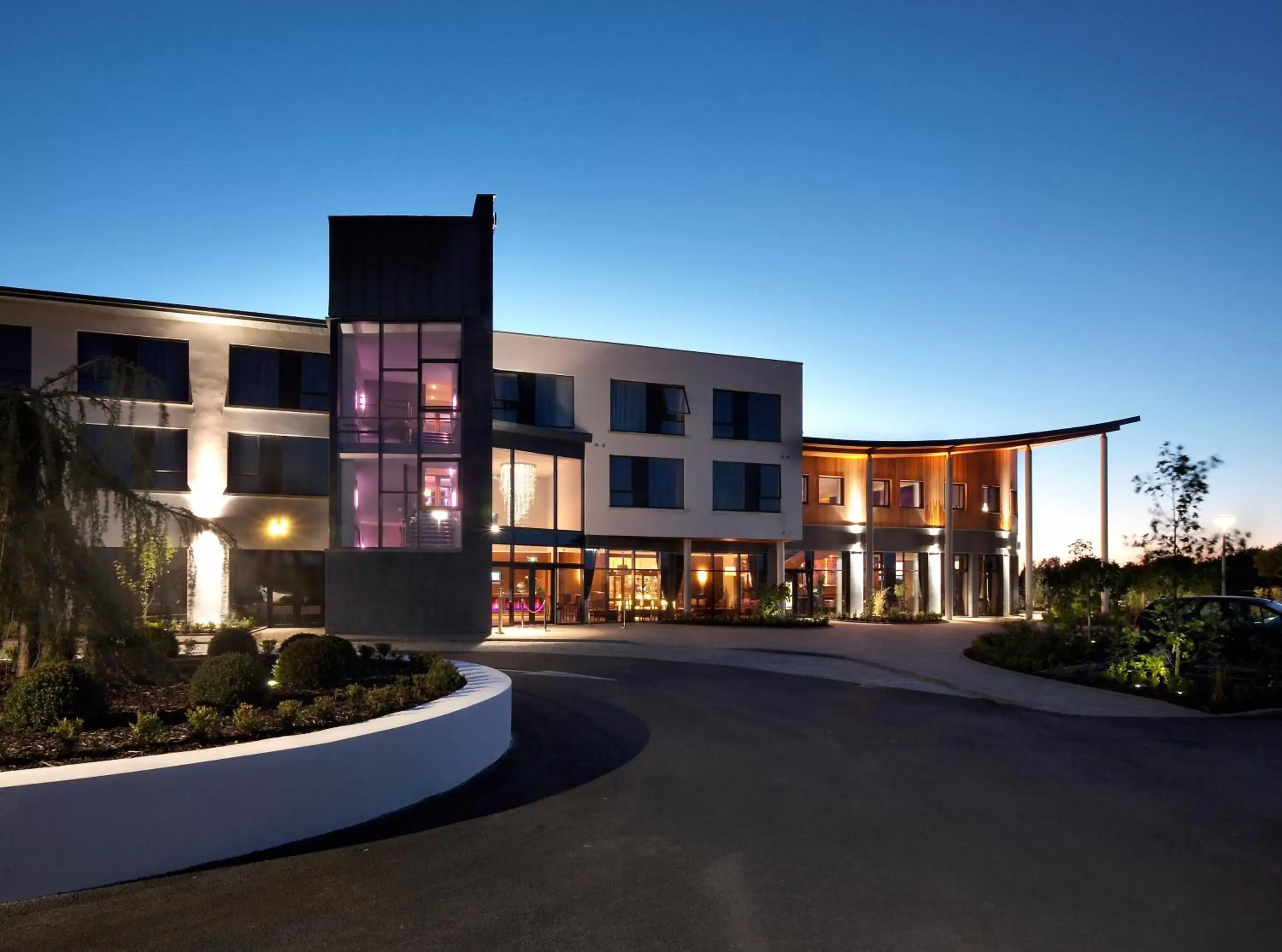 Facade/entrance, Property Building in Athlone Springs Hotel