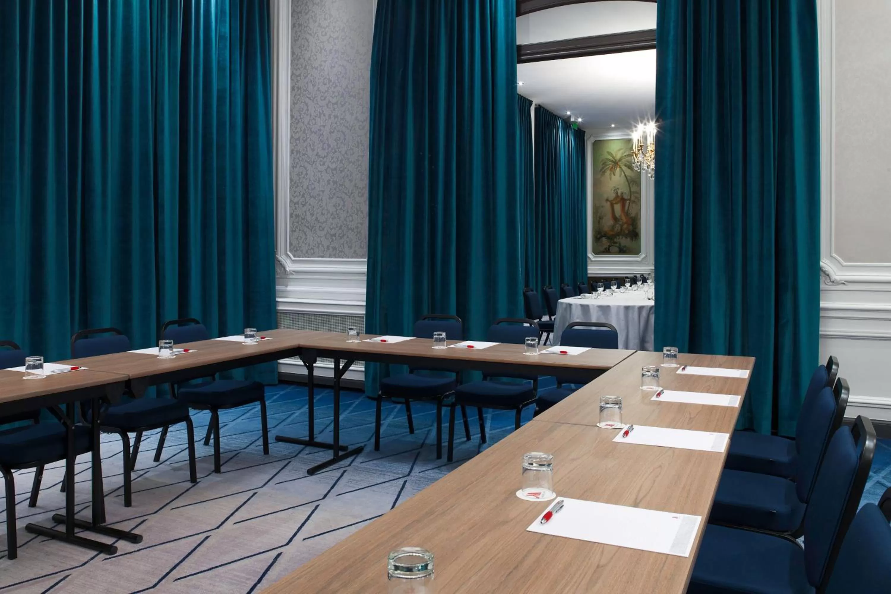 Meeting/conference room in Paris Marriott Opera Ambassador Hotel