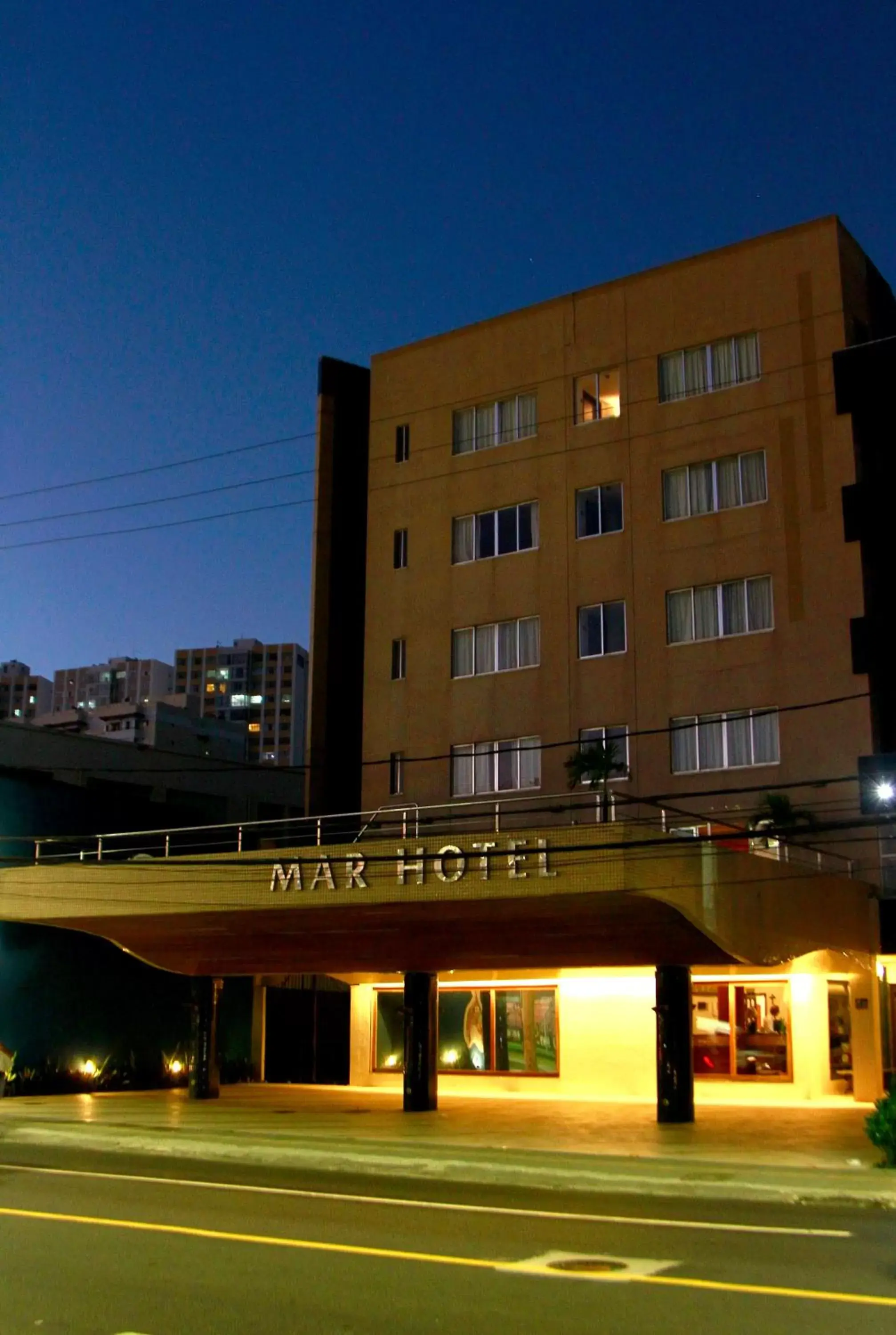 Facade/entrance in Rede Andrade Mar Hotel - Rio Vermelho Facade/entrance in Rede Andrade Mar Hotel - Rio Vermelho