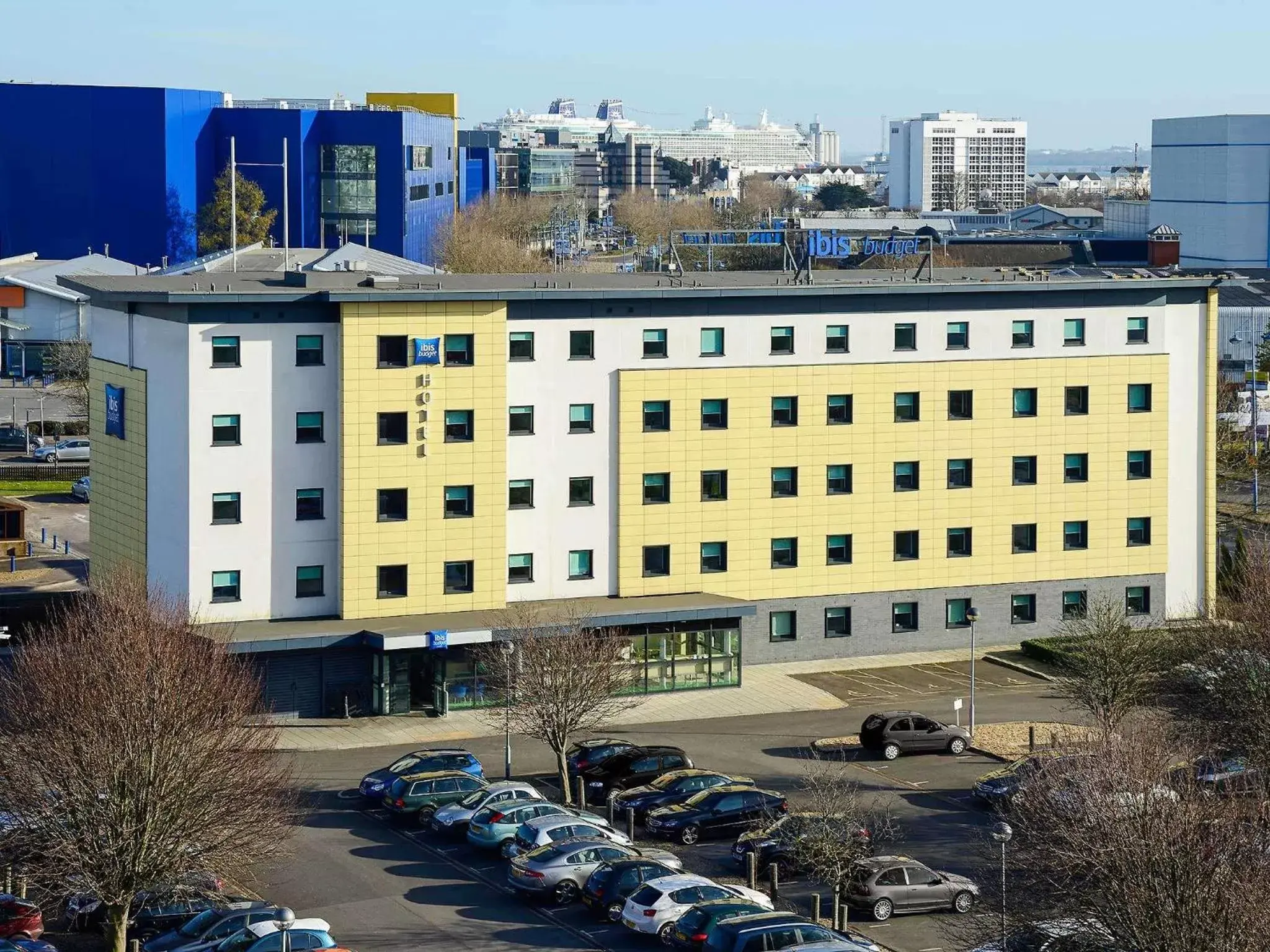 Property building in ibis budget Southampton Centre