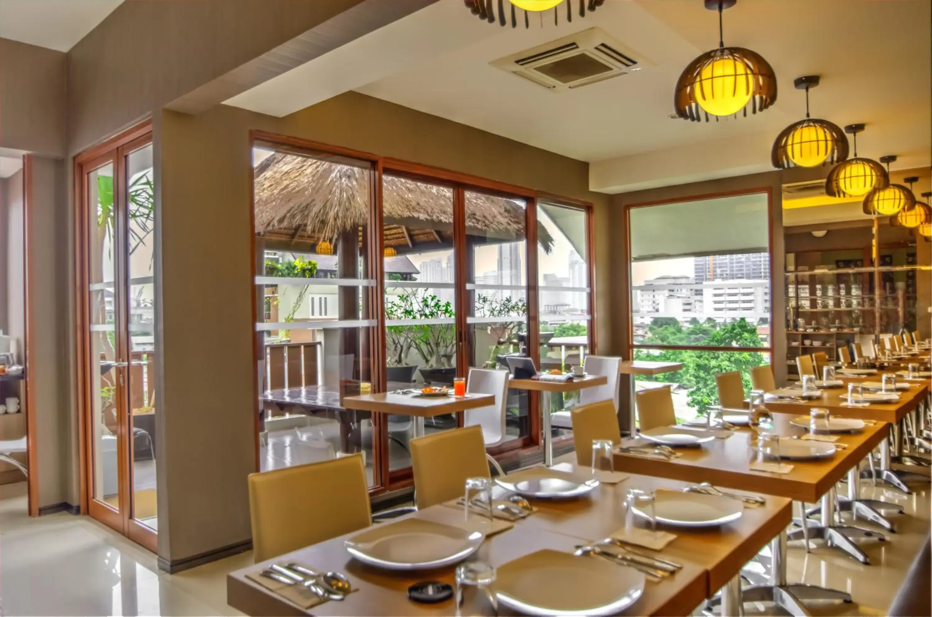 Restaurant/places to eat in Rasuna Mansion Restaurant/places to eat in Rasuna Mansion