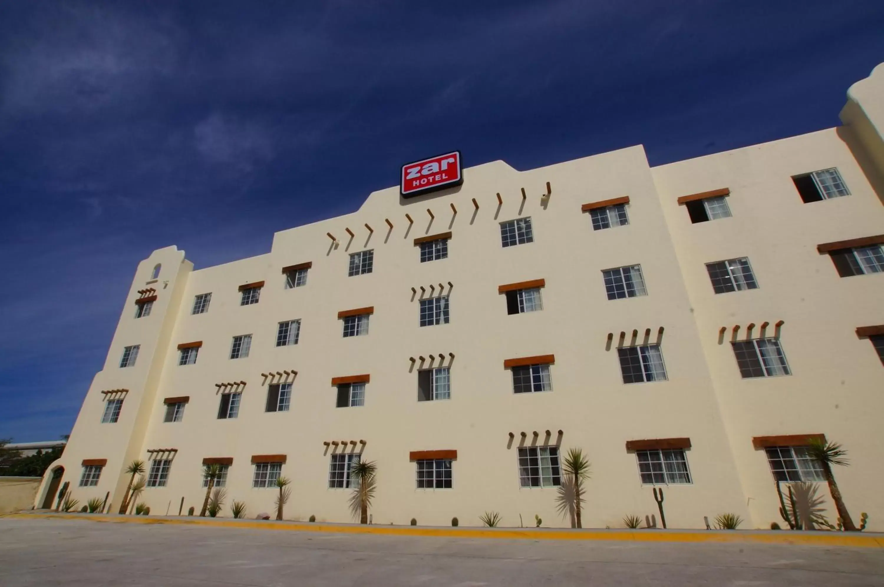 Facade/entrance, Property Building in Hotel Zar La Paz