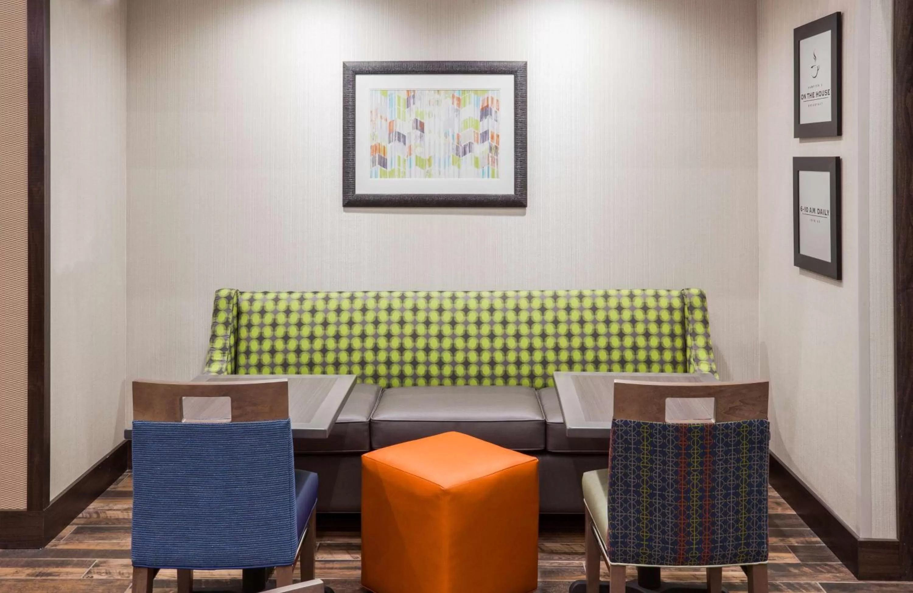 Lobby or reception in Hampton Inn & Suites Sioux City South, IA