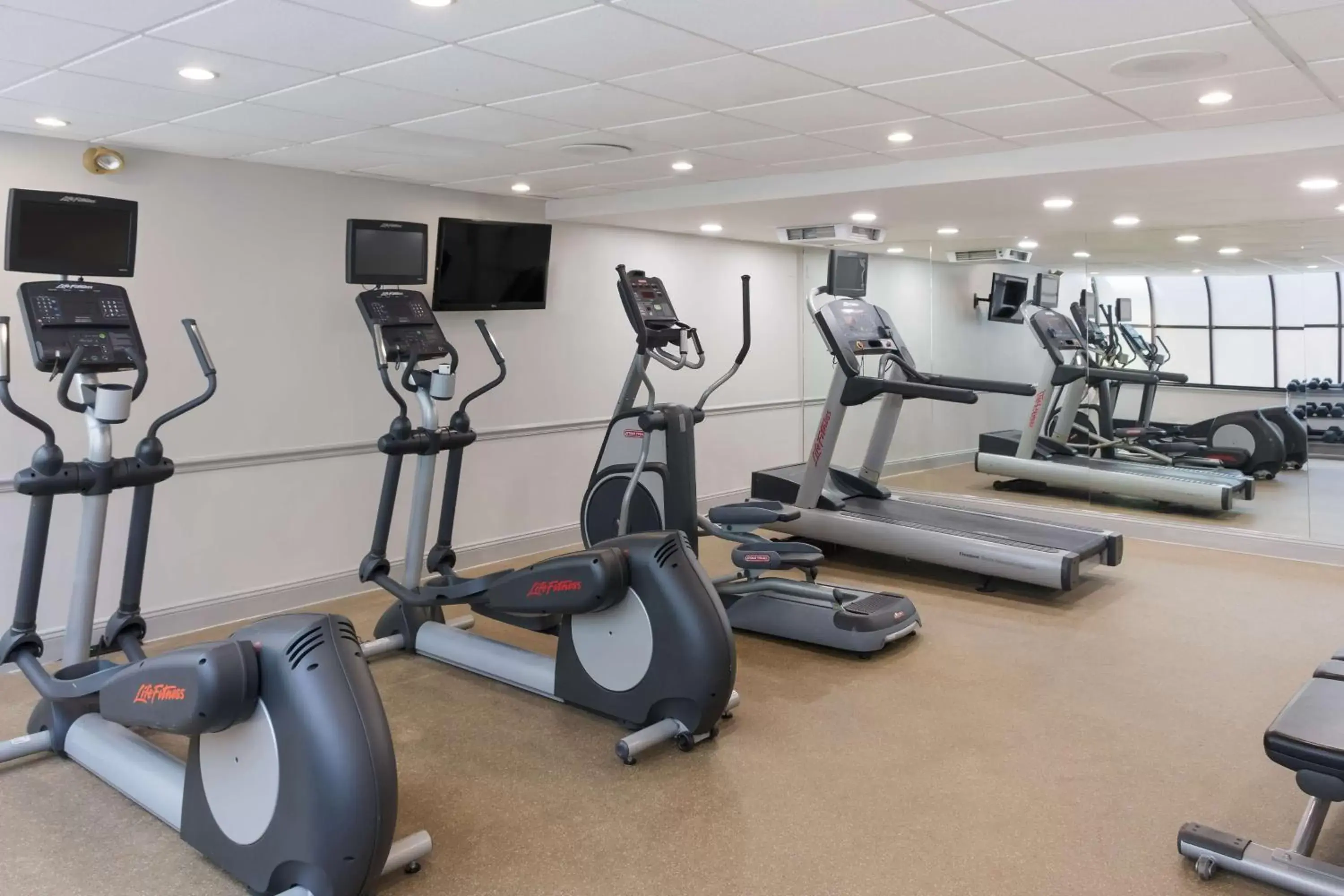 Property building, Fitness Center/Facilities in Inn at Chocolate Avenue - Sure Stay Collection by Best Western