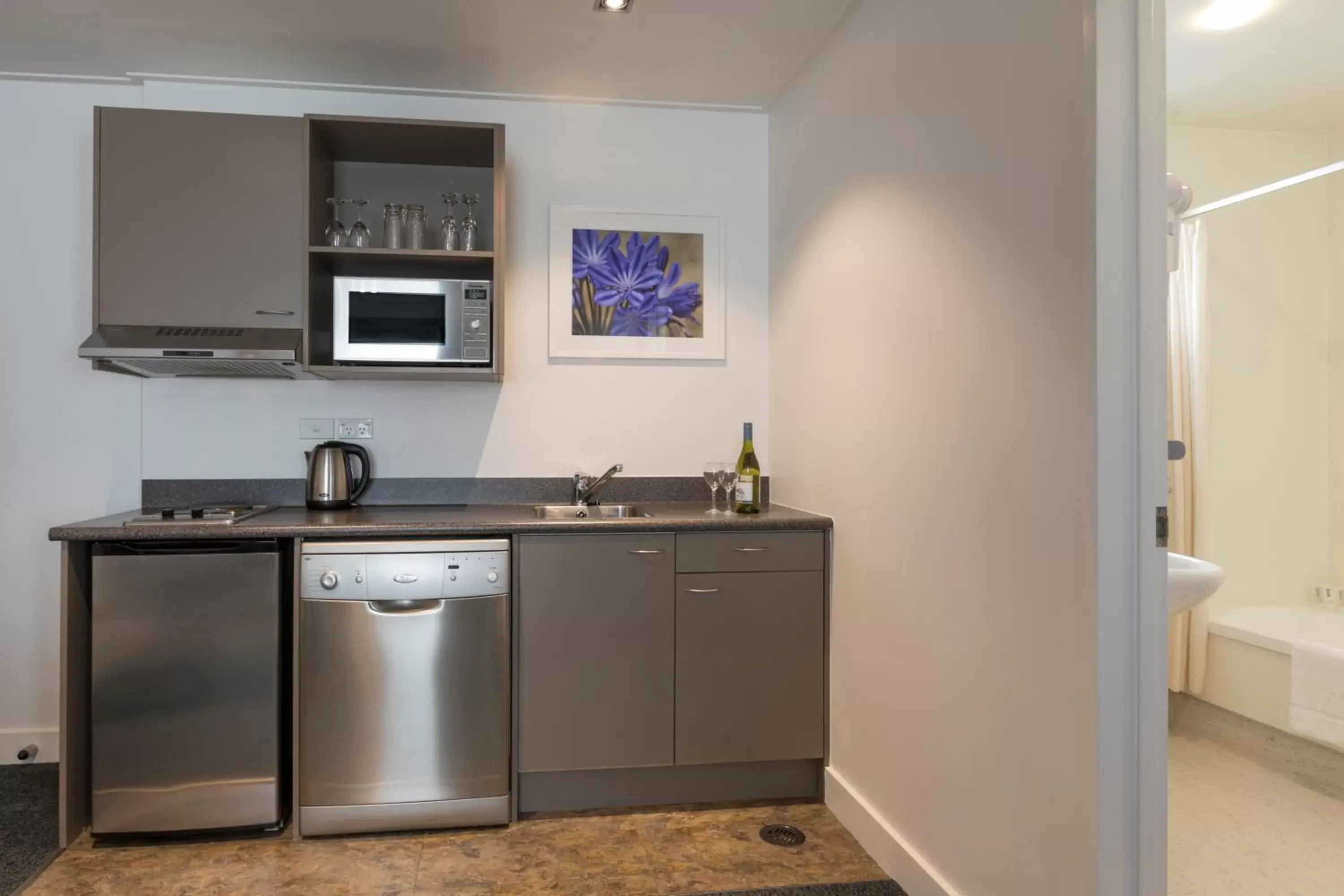 Kitchen or kitchenette, Kitchen/Kitchenette in Quest Dunedin Serviced Apartments