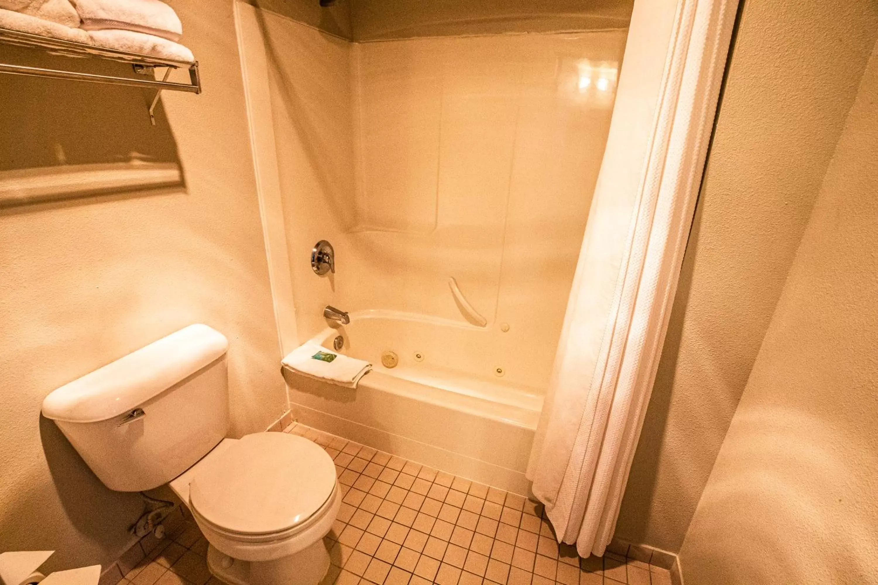 Bathroom in BayVue Hotel, Resort & Suites