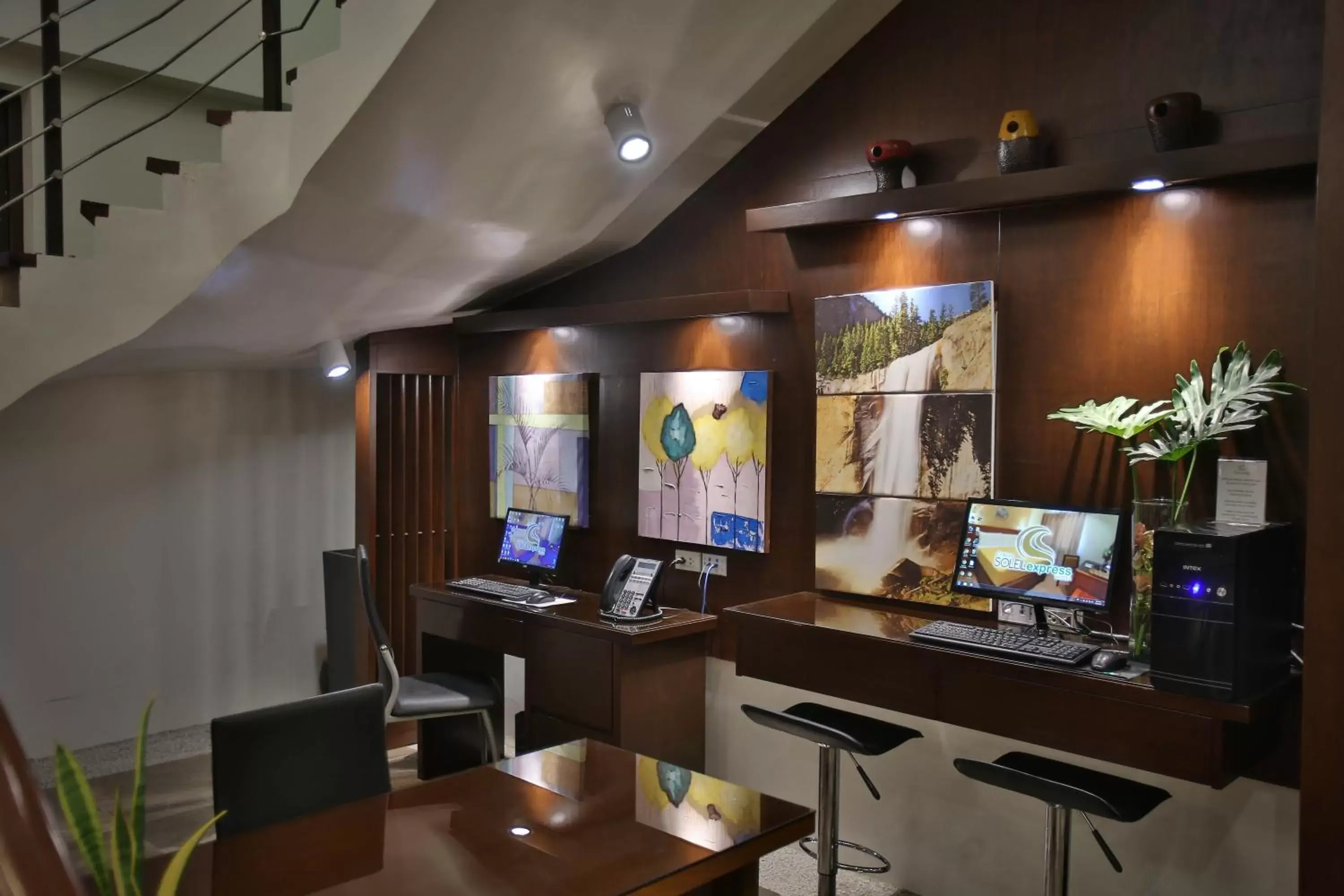 Business facilities in Coron Soleil Garden Resort