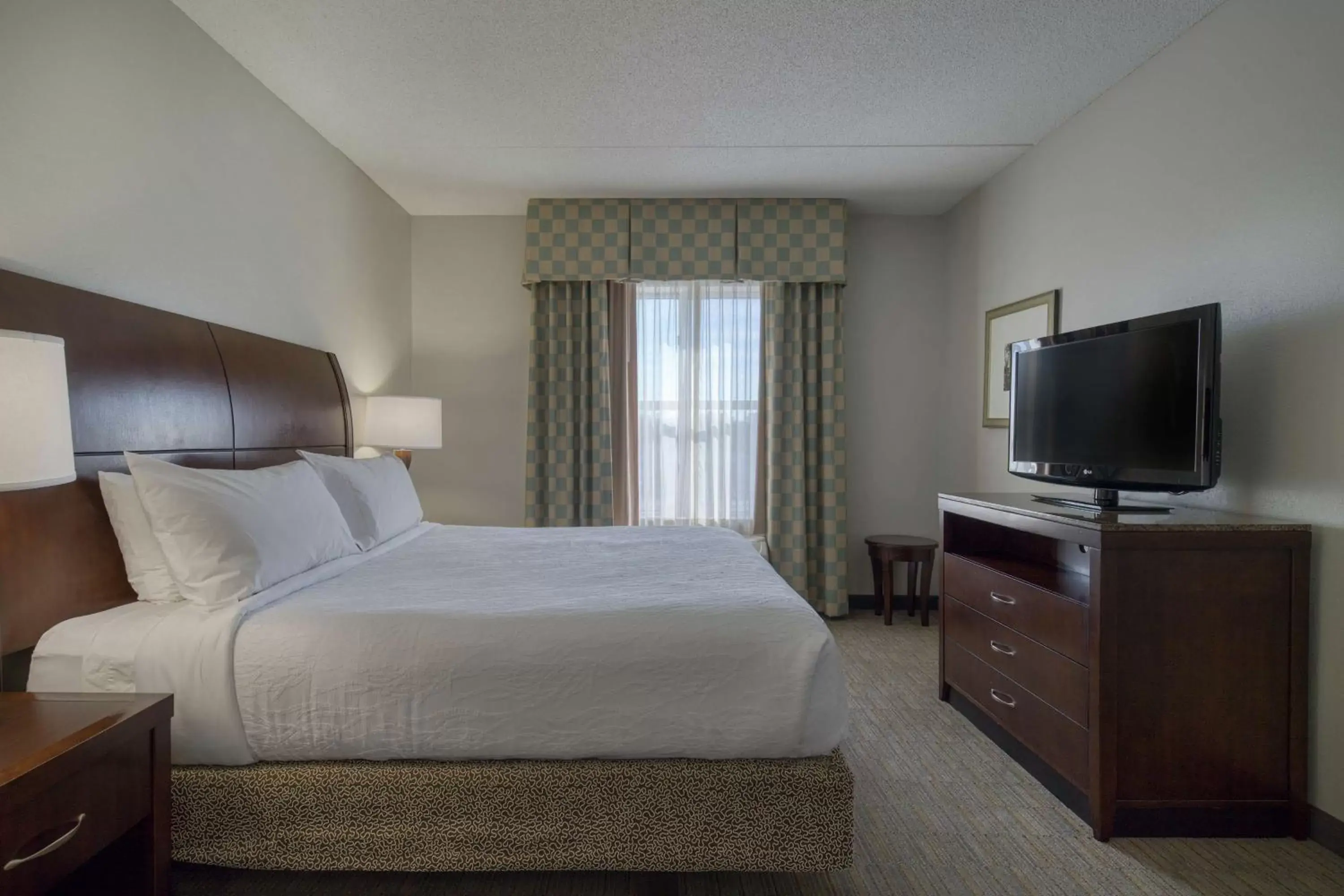 Bedroom, Bed in Hilton Garden Inn Durham Southpoint